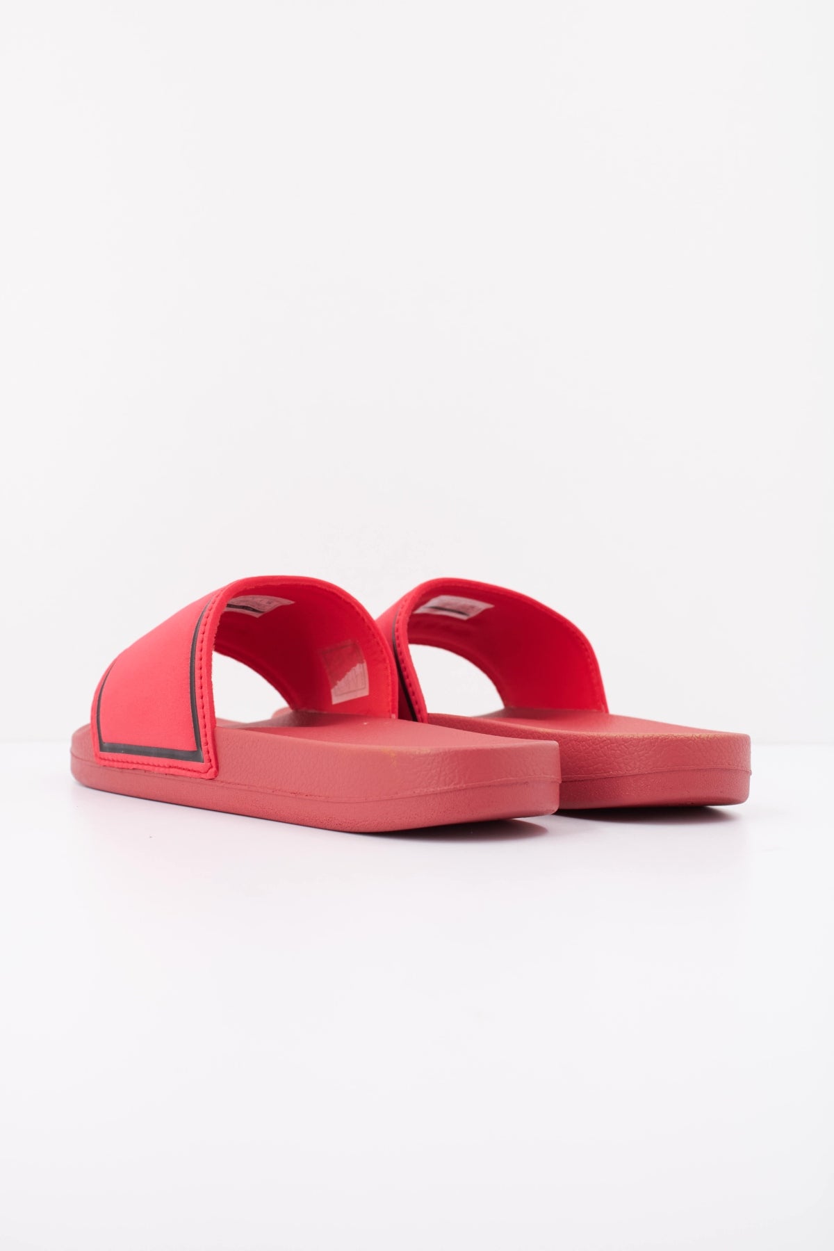 CRUYFF CC en color ROJO (4)