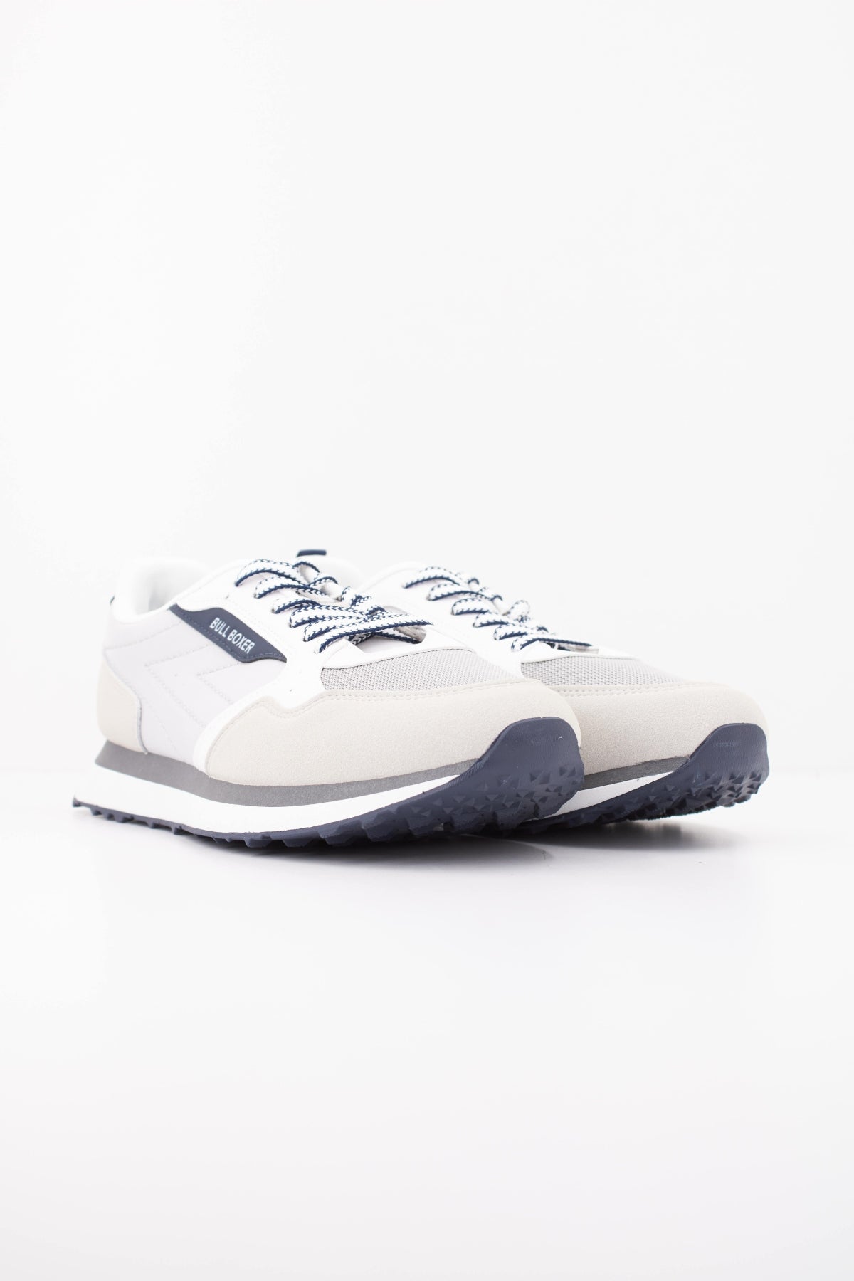 BULLBOXER RETRO RUNNER MU en color GRIS  (2)
