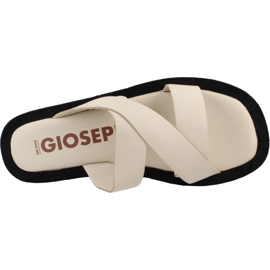 GIOSEPPO ISSOU en color BLANCO  (7)