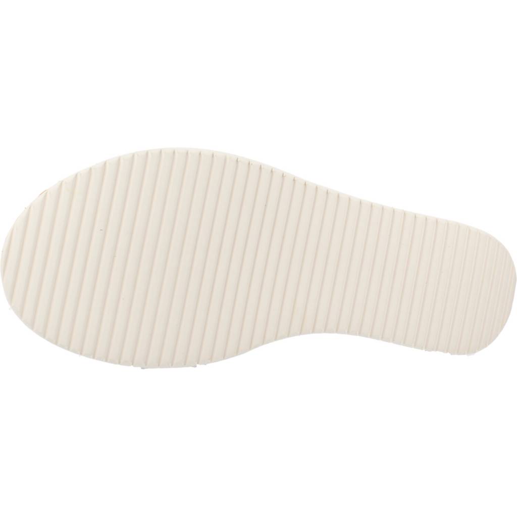 GIOSEPPO ARNIQUET en color BLANCO  (6)