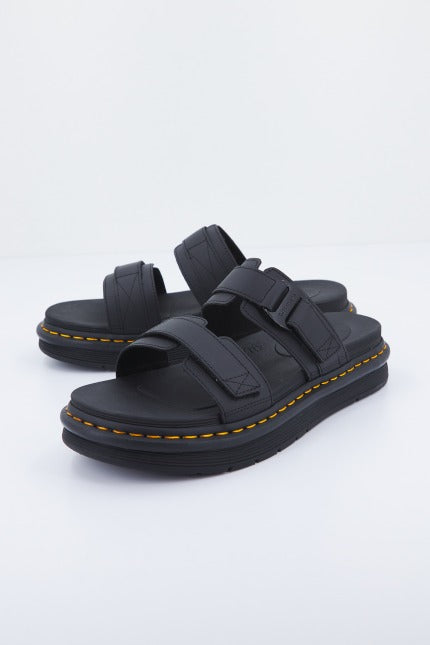 DR. MARTENS CHILTON HYDRO en color NEGRO  (1)