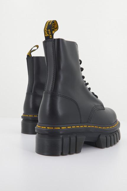 DR. MARTENS  AUDRICK -EYE BOOT BLACK N en color NEGRO  (2)
