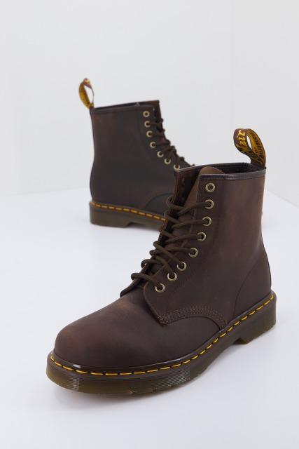 DR. MARTENS CRAZY HORSE en color MARRON  (1)