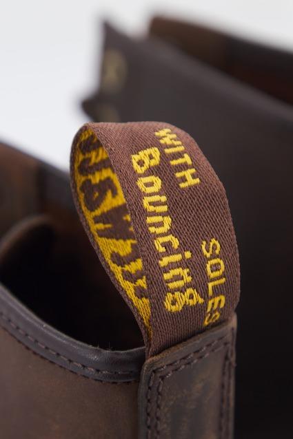 DR. MARTENS CRAZY HORSE en color MARRON  (4)