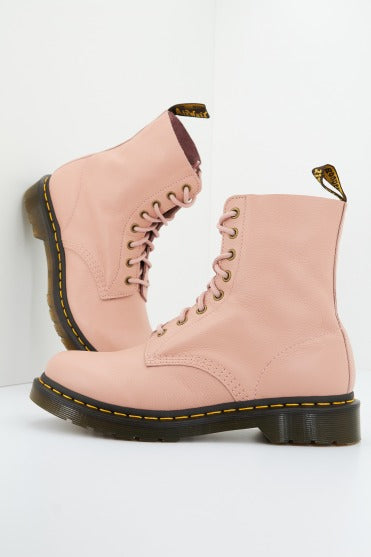 DR. MARTENS PASCAL PEACH VIRGIN en color ROSA  (3)