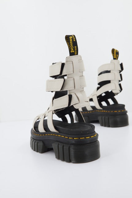 DR. MARTENS  RICKI GLADIATOR LUX en color BEIS  (3)