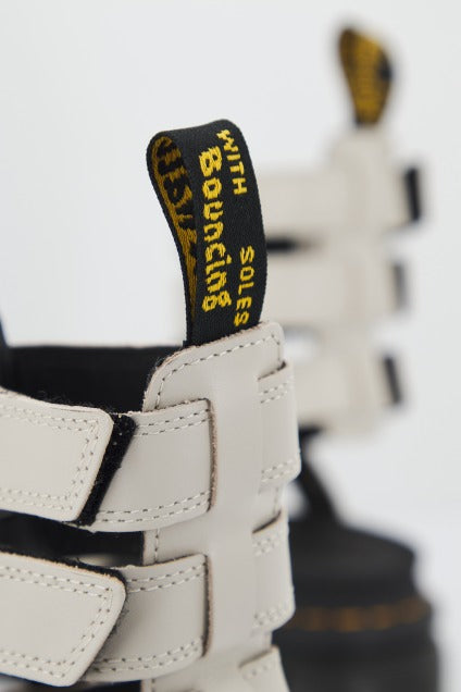 DR. MARTENS  RICKI GLADIATOR LUX en color BEIS  (4)