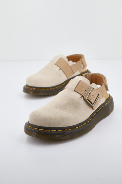 DR. MARTENS  JORGE II PARCHMENT SUEDE en color BEIS  (1)
