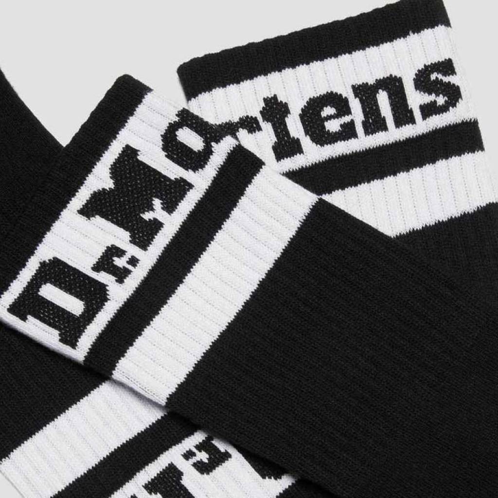 DR. MARTENS AD ATHLETIC PK  en color NEGRO  (3)