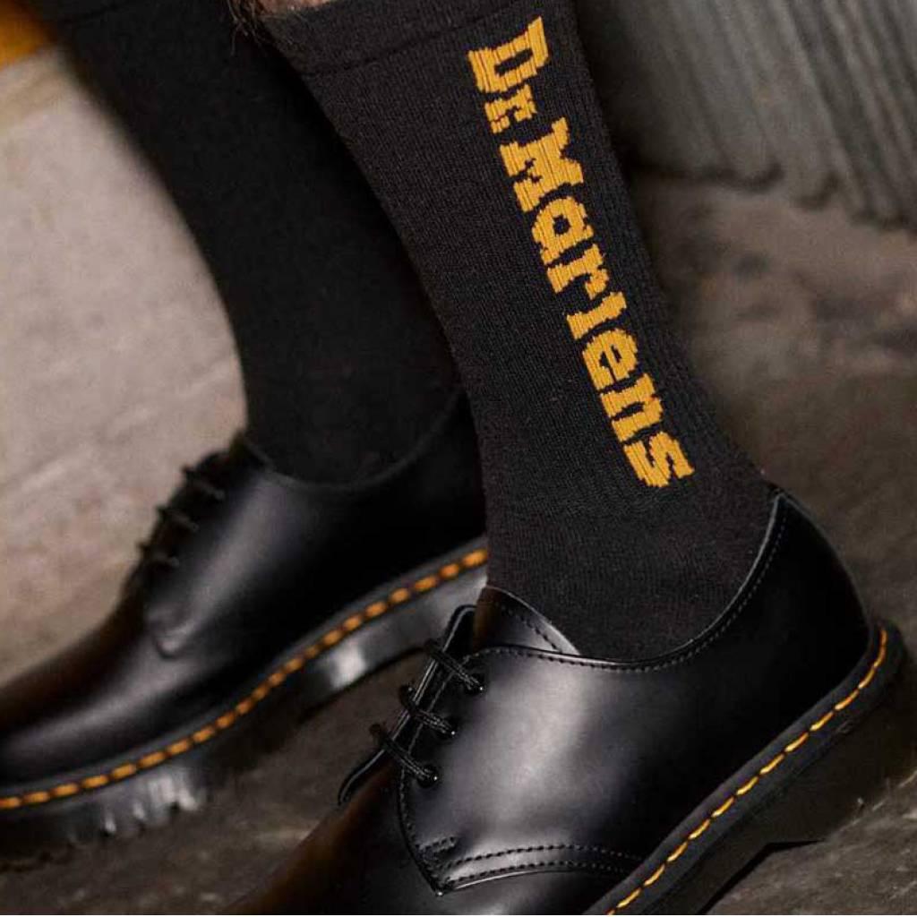 DR. MARTENS AD VERTICAL SOCK en color NEGRO  (4)