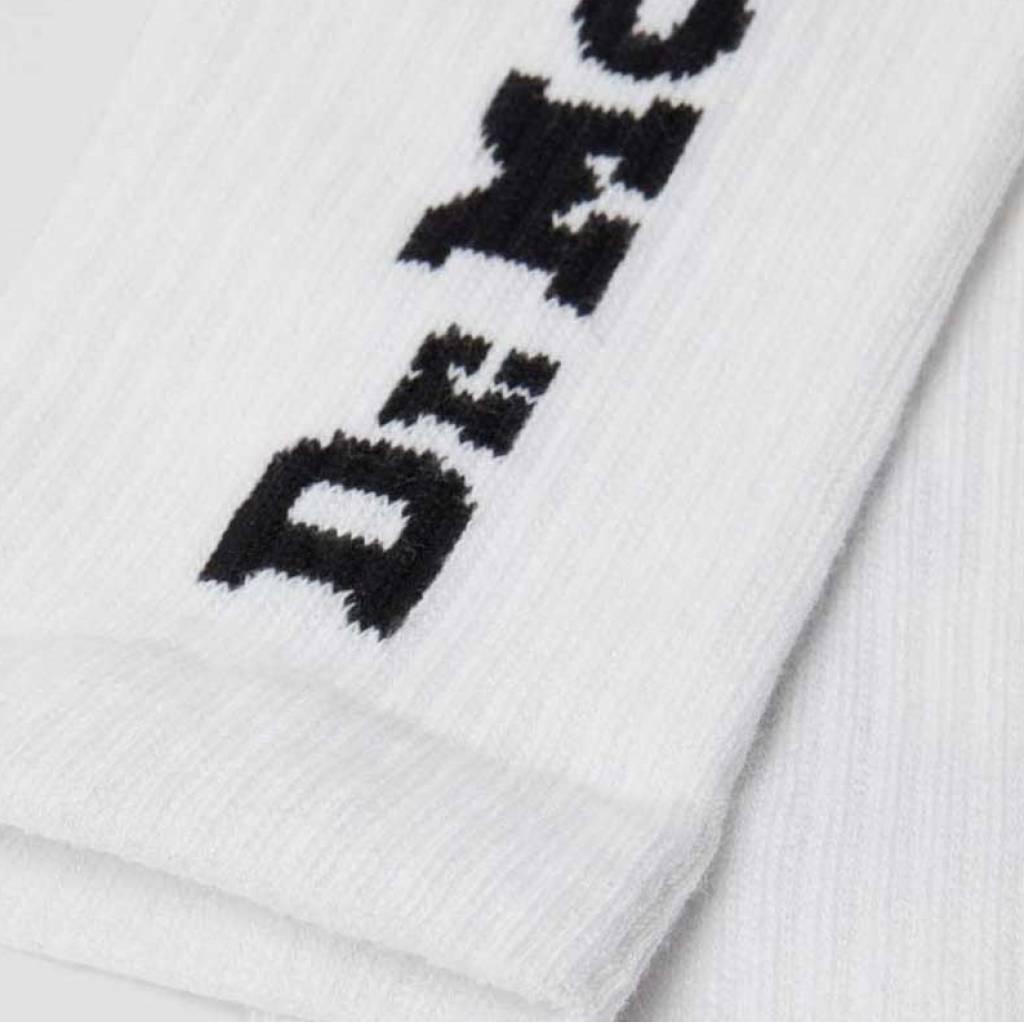 DR. MARTENS AD VERTICAL SOCK en color BLANCO  (3)