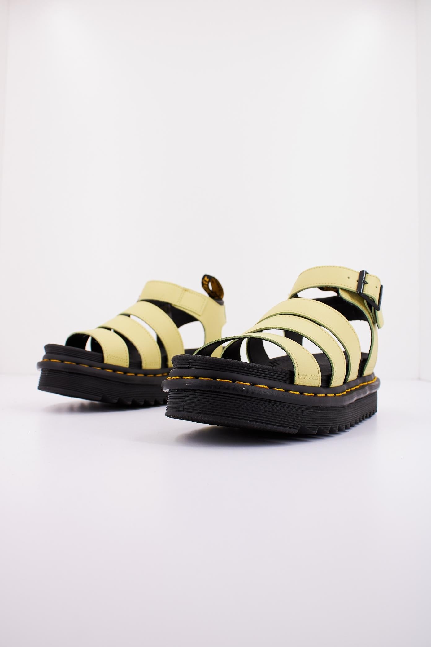 DR. MARTENS BLAIRE en color VERDE  (2)