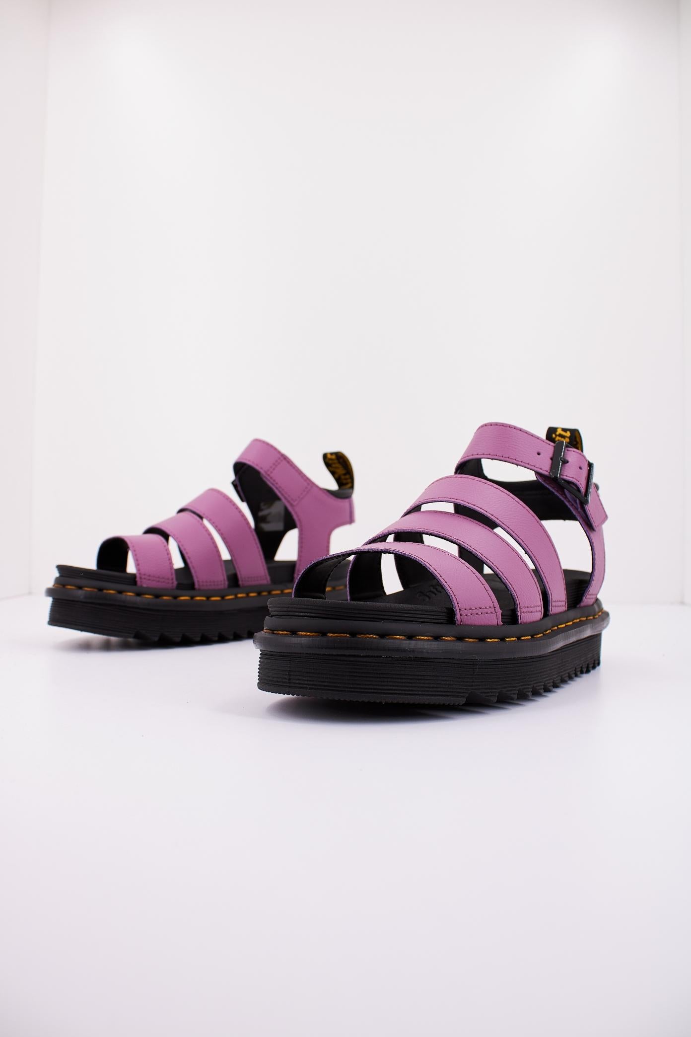 DR. MARTENS BLAIRE en color ROSA  (2)