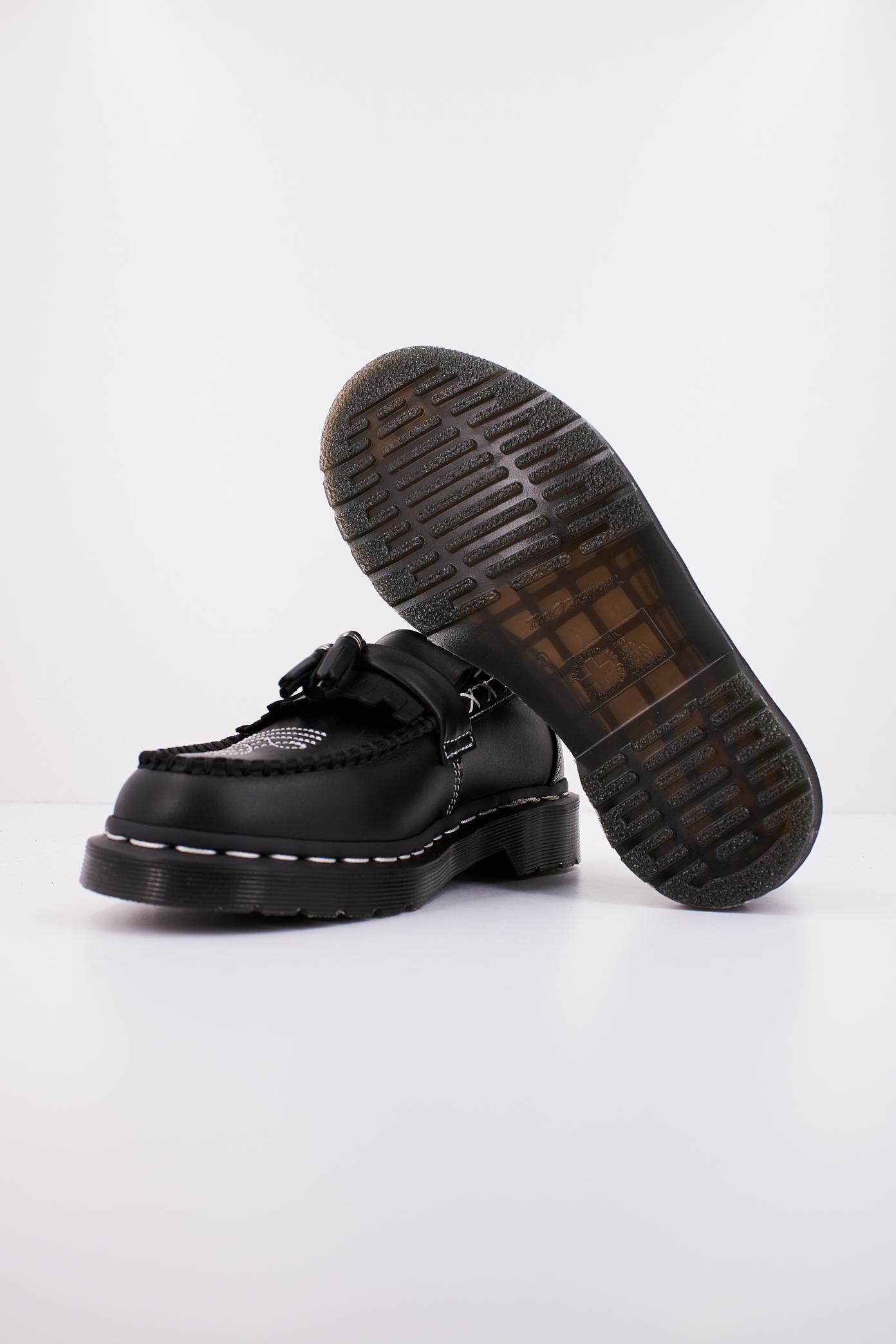 DR. MARTENS ADRIAN GA en color NEGRO  (4)