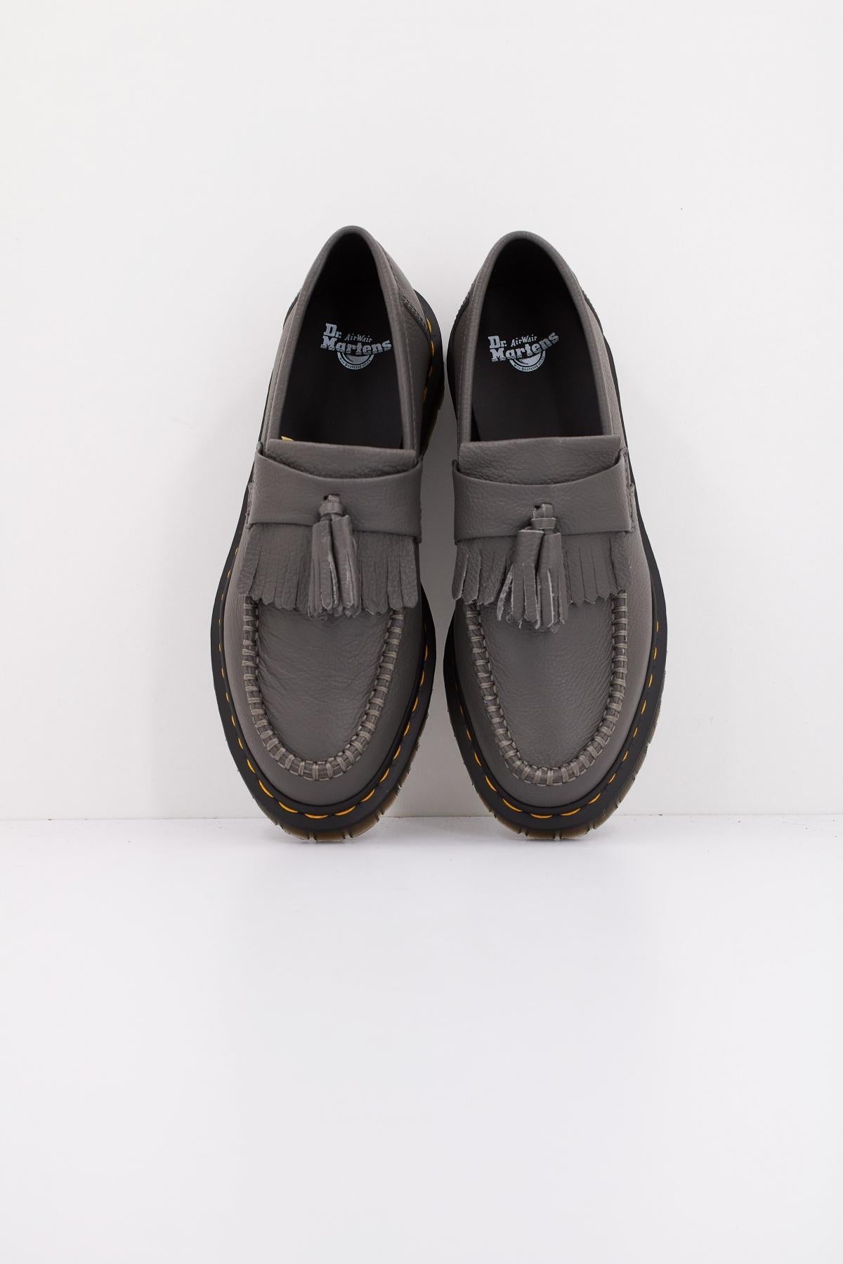 DR. MARTENS ADRIAN en color GRIS  (3)