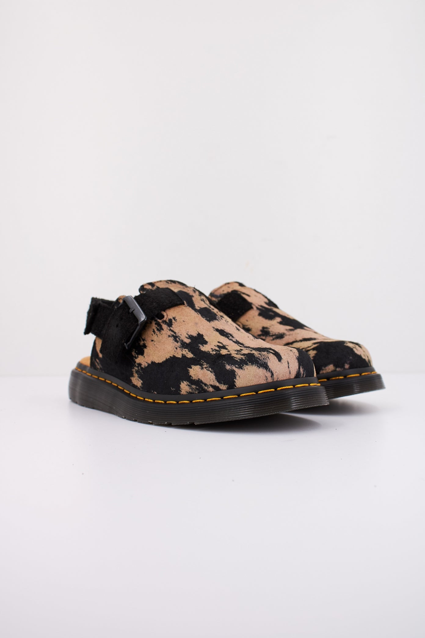 DR. MARTENS JORGE II en color ANIMAL PRINT  (2)