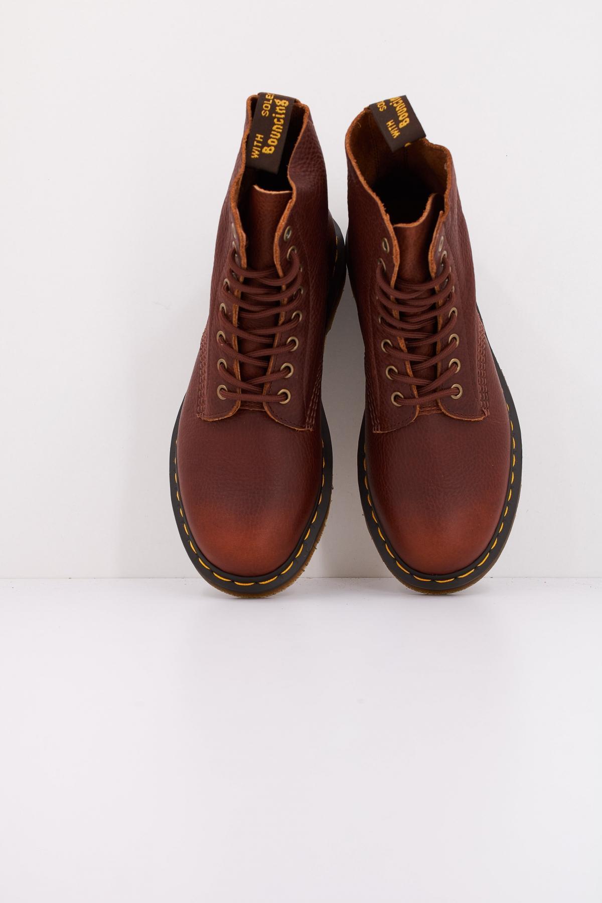 DR. MARTENS PASCAL en color MARRON  (3)