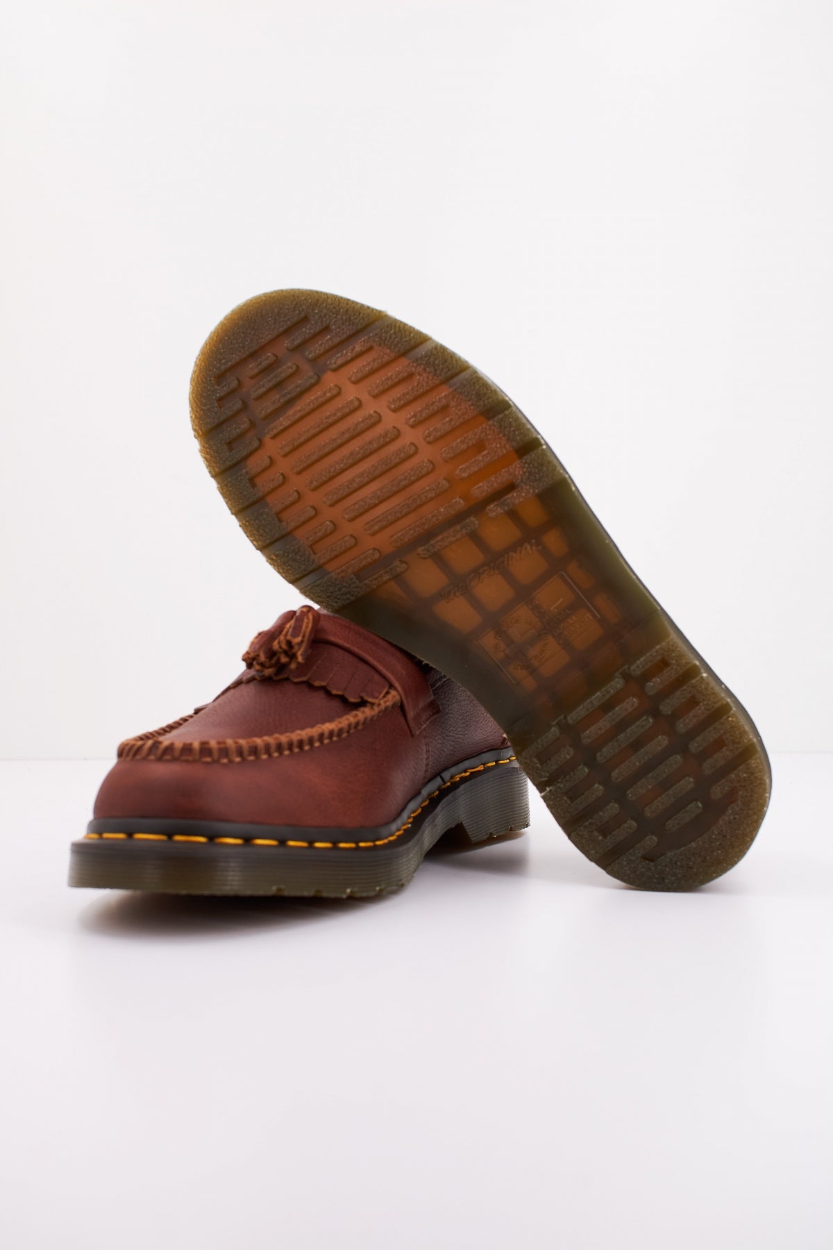 DR. MARTENS ADRIAN YS en color MARRON  (5)