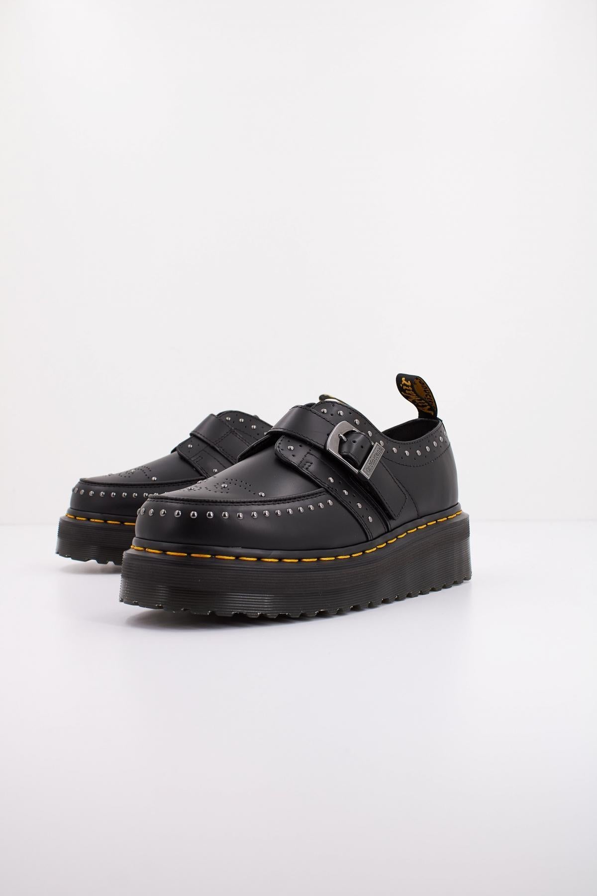 DR. MARTENS RAMSEY QUAD STUD en color NEGRO  (2)