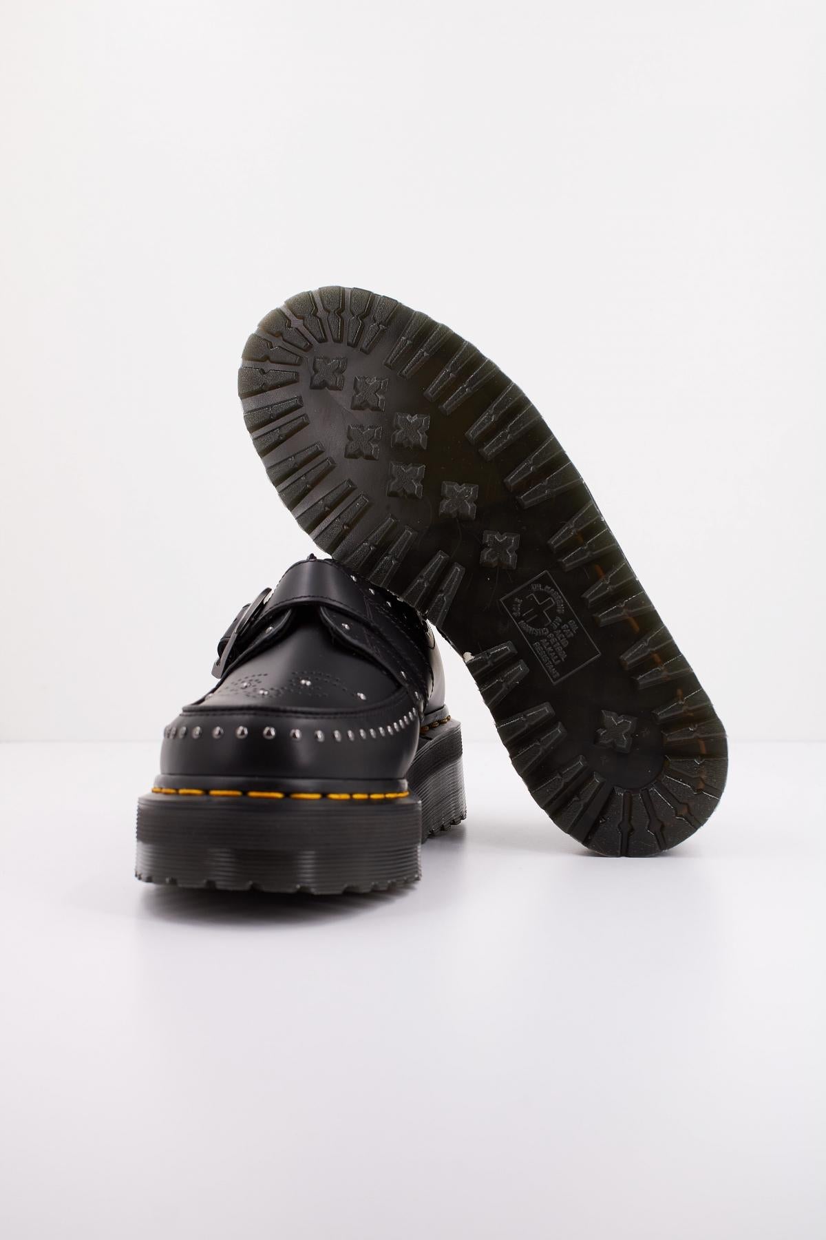 DR. MARTENS RAMSEY QUAD STUD en color NEGRO  (5)