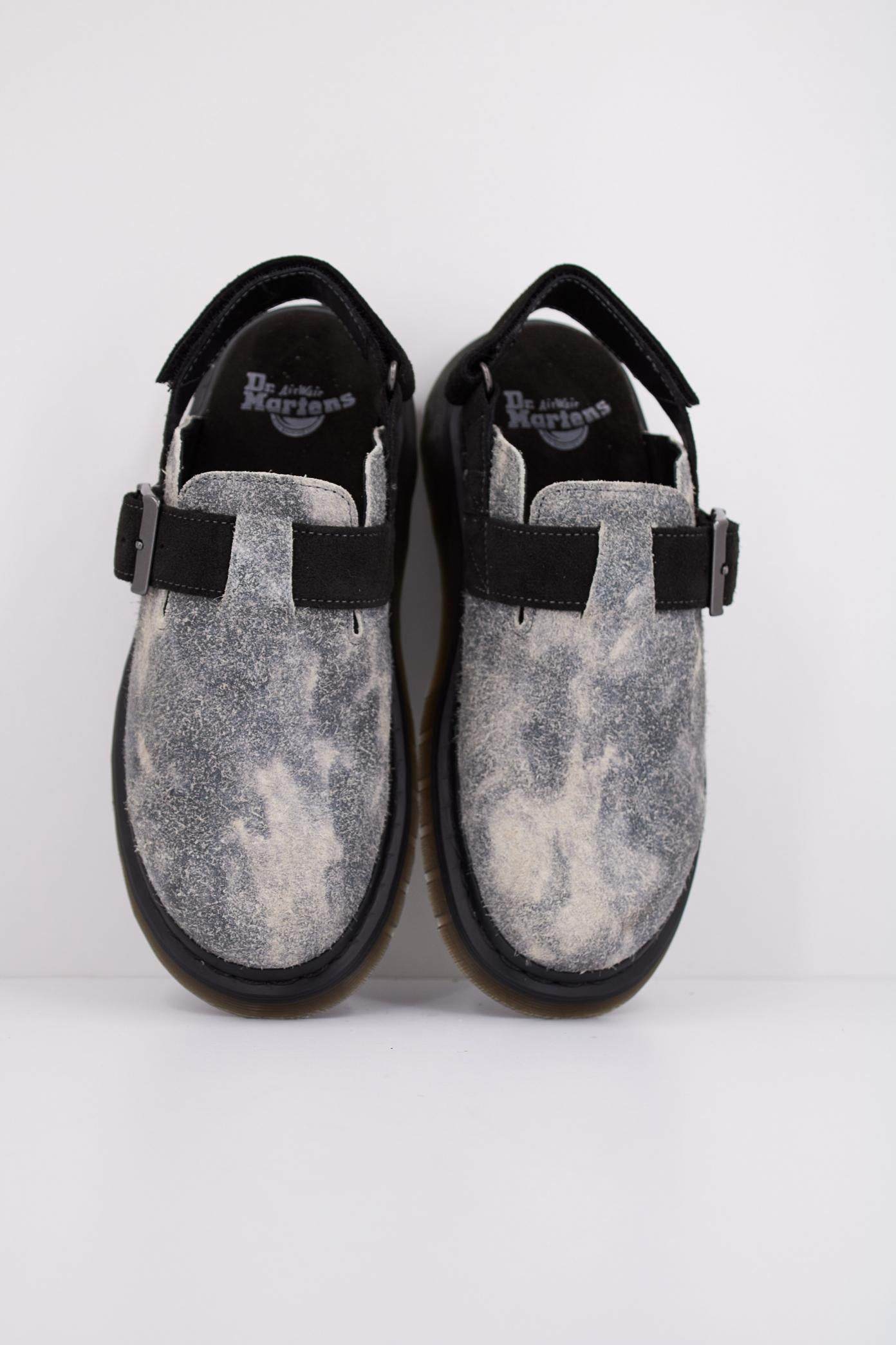 DR. MARTENS JORGE ll en color GRIS  (3)