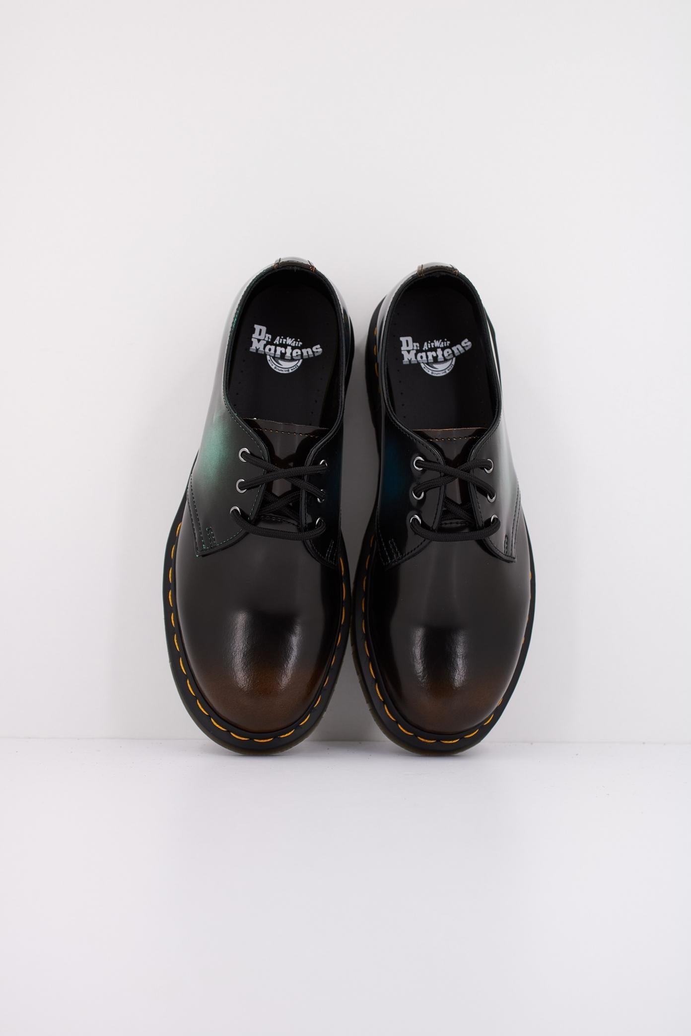 DR. MARTENS  en color NEGRO  (3)