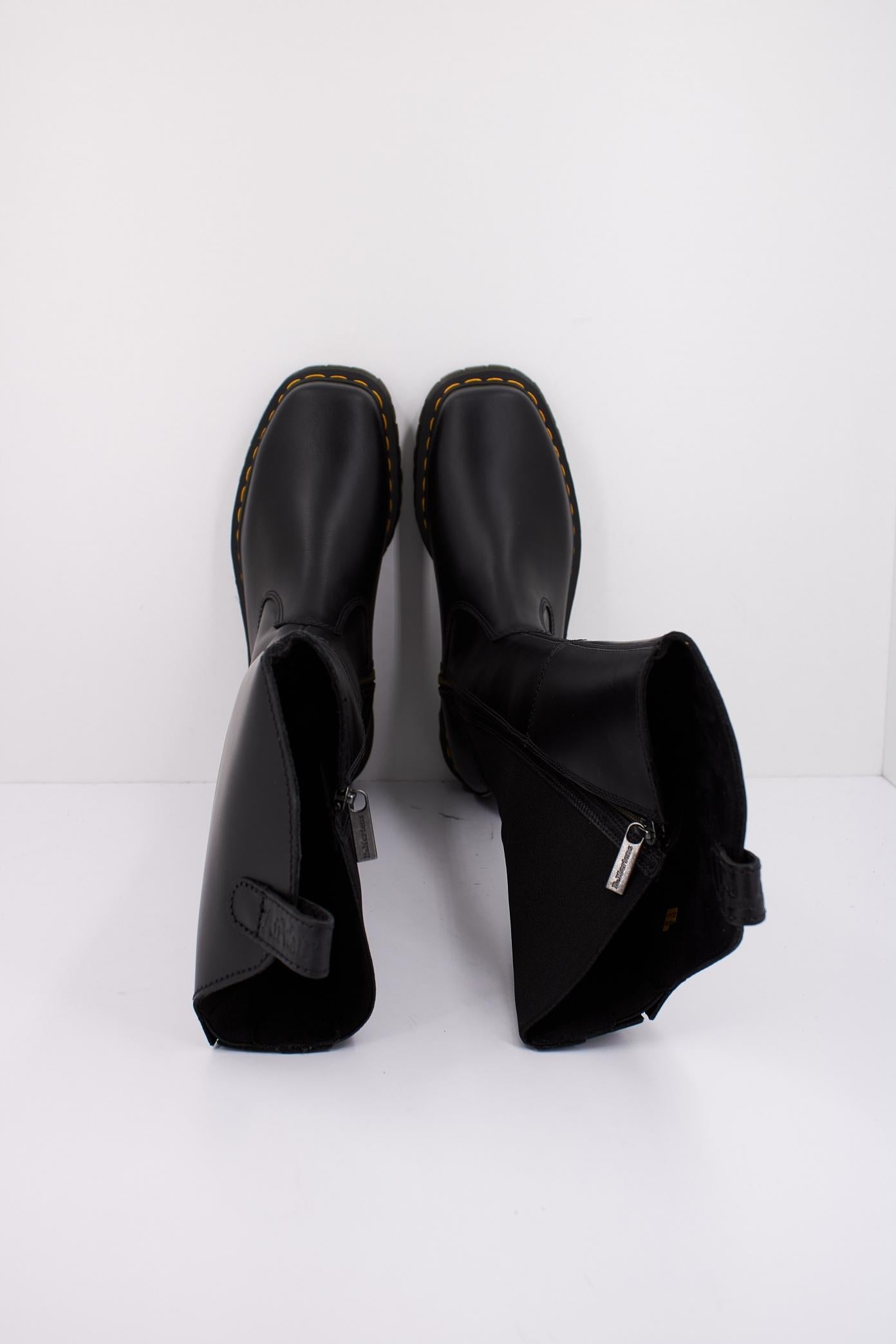 DR. MARTENS AMAAYAH HI en color NEGRO  (3)