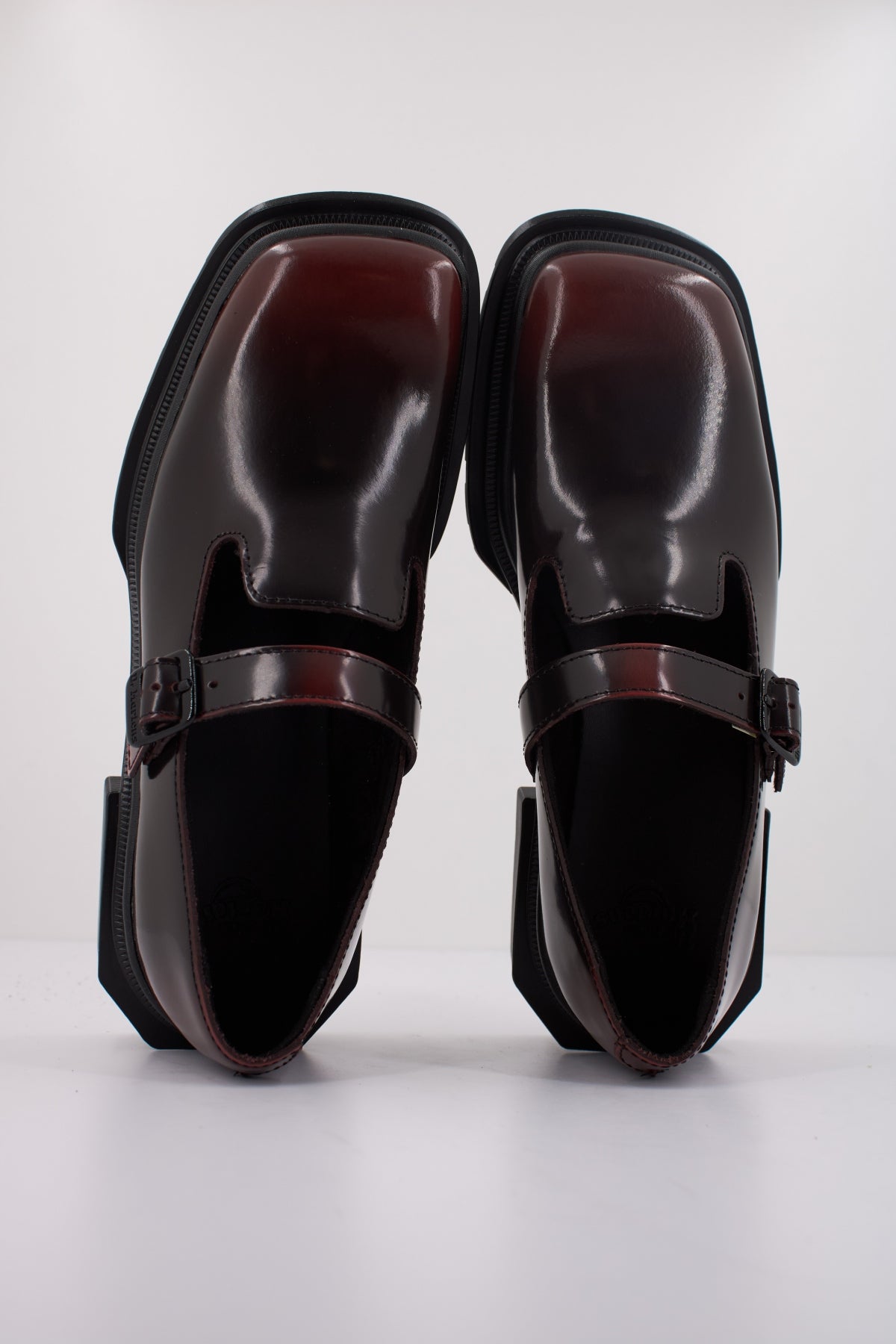 DR. MARTENS MAYBOLE MJ en color NEGRO  (3)