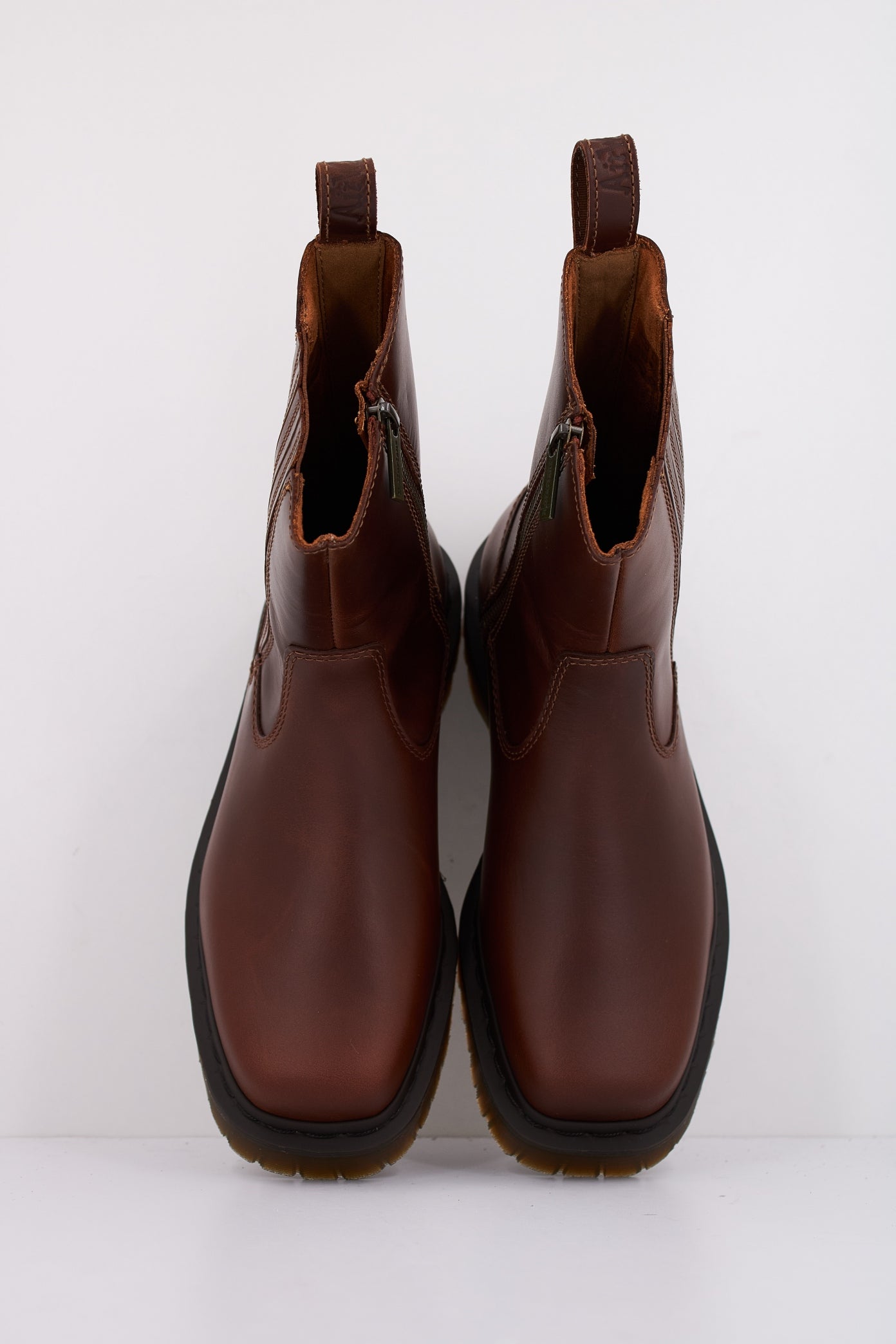 DR. MARTENS AMAAYAH LO en color MARRON  (3)