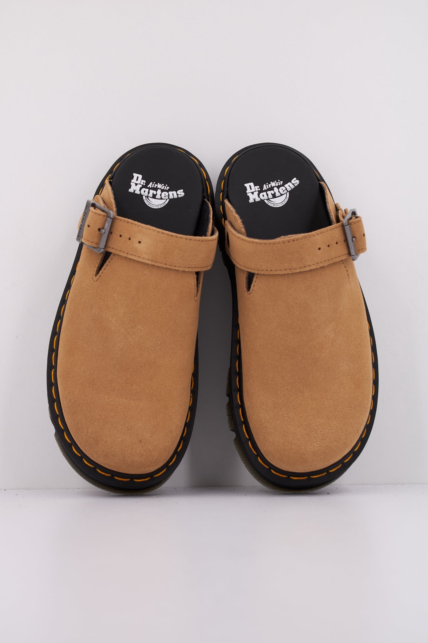 DR. MARTENS ZEBZAG MULE en color BEIS  (3)