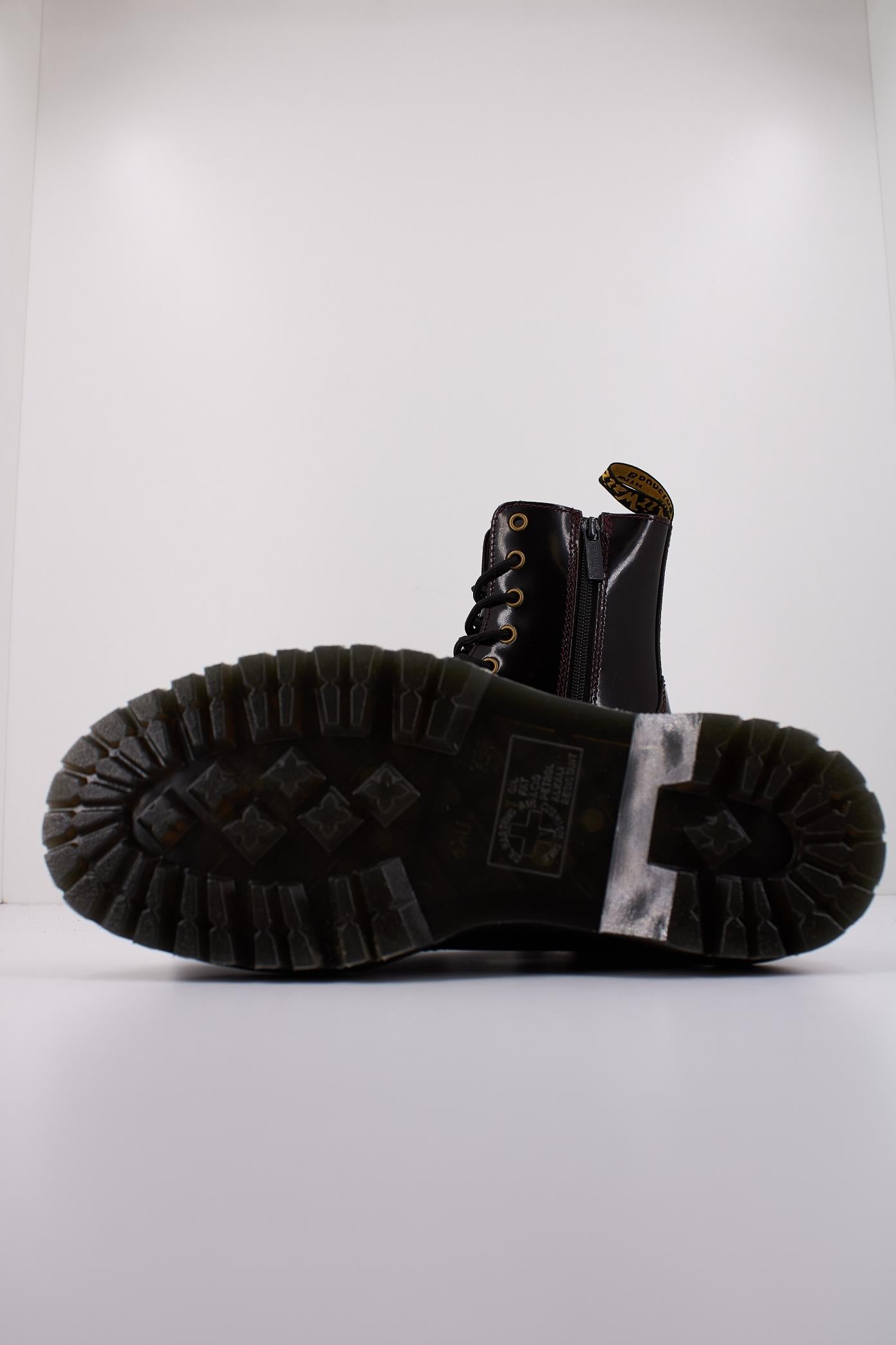 DR. MARTENS JADON en color BURDEOS  (5)