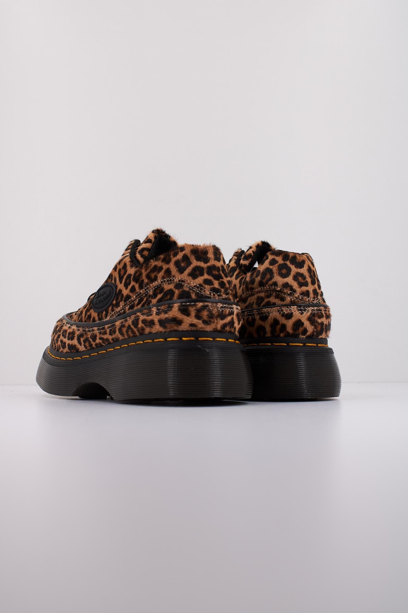 DR. MARTENS BUZZ en color ANIMAL PRINT  (4)