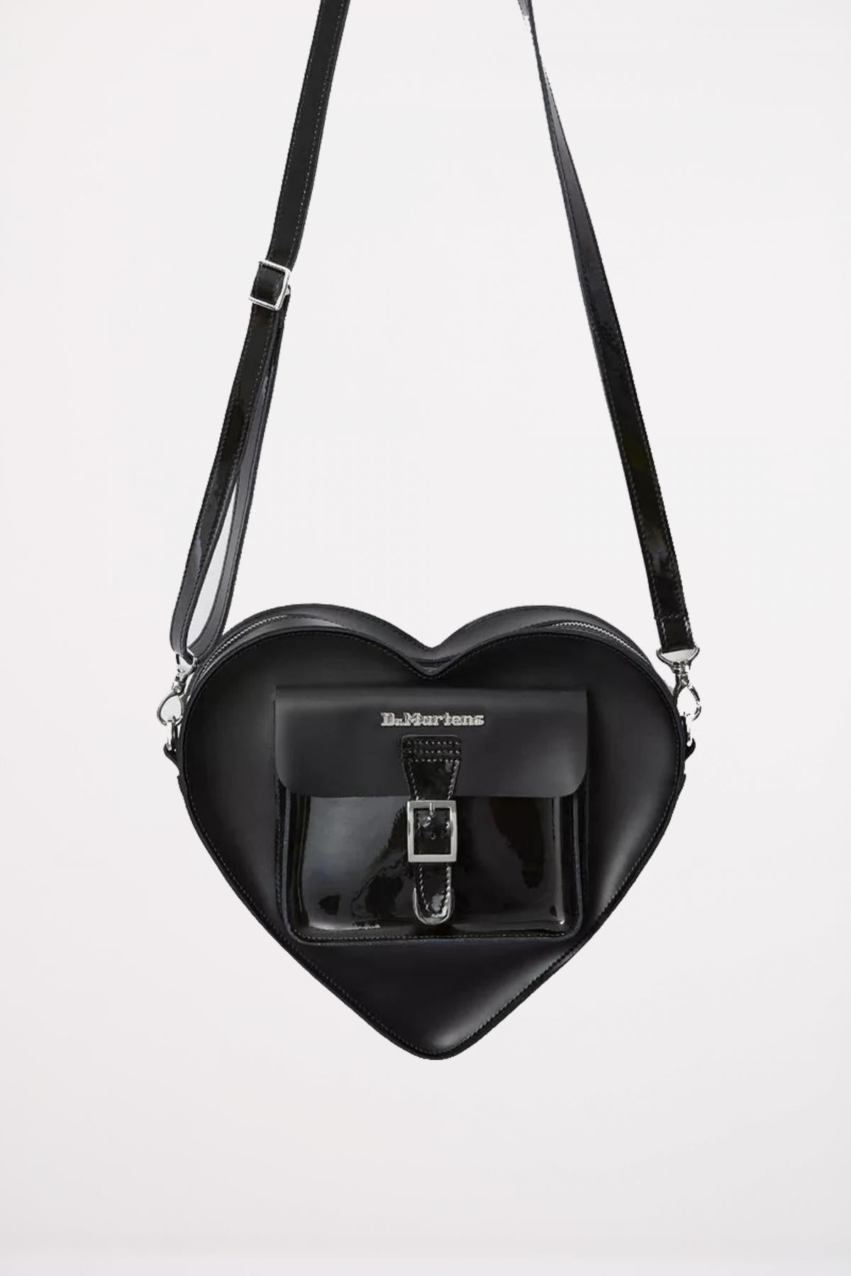 DR. MARTENS HEART BACKPACK en color NEGRO  (2)