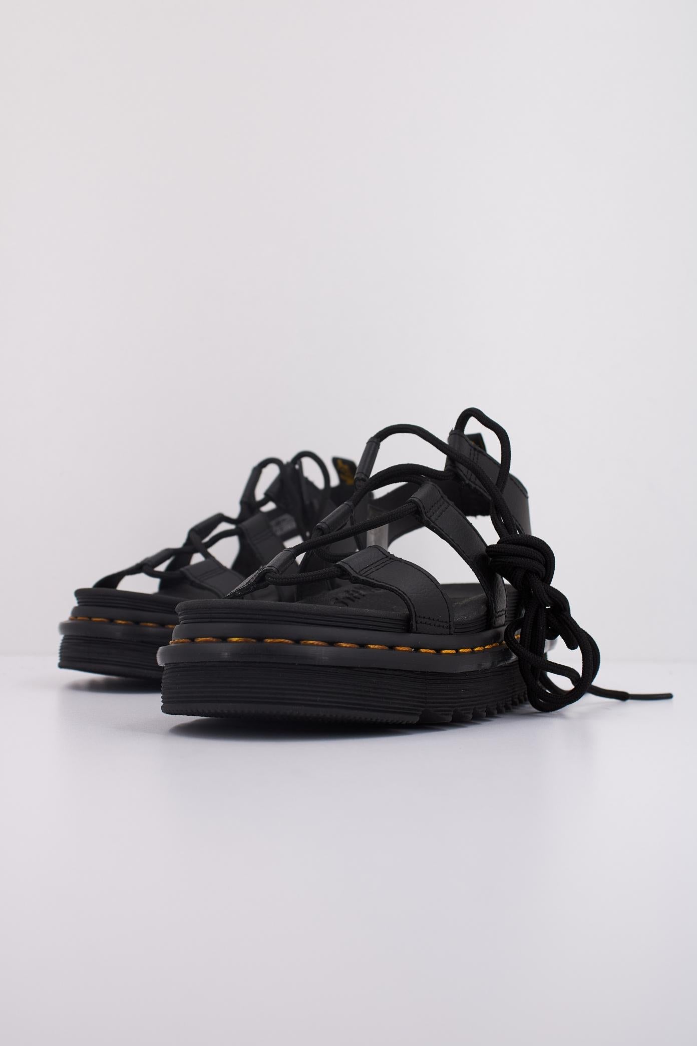 DR. MARTENS NARTILLA en color NEGRO  (2)