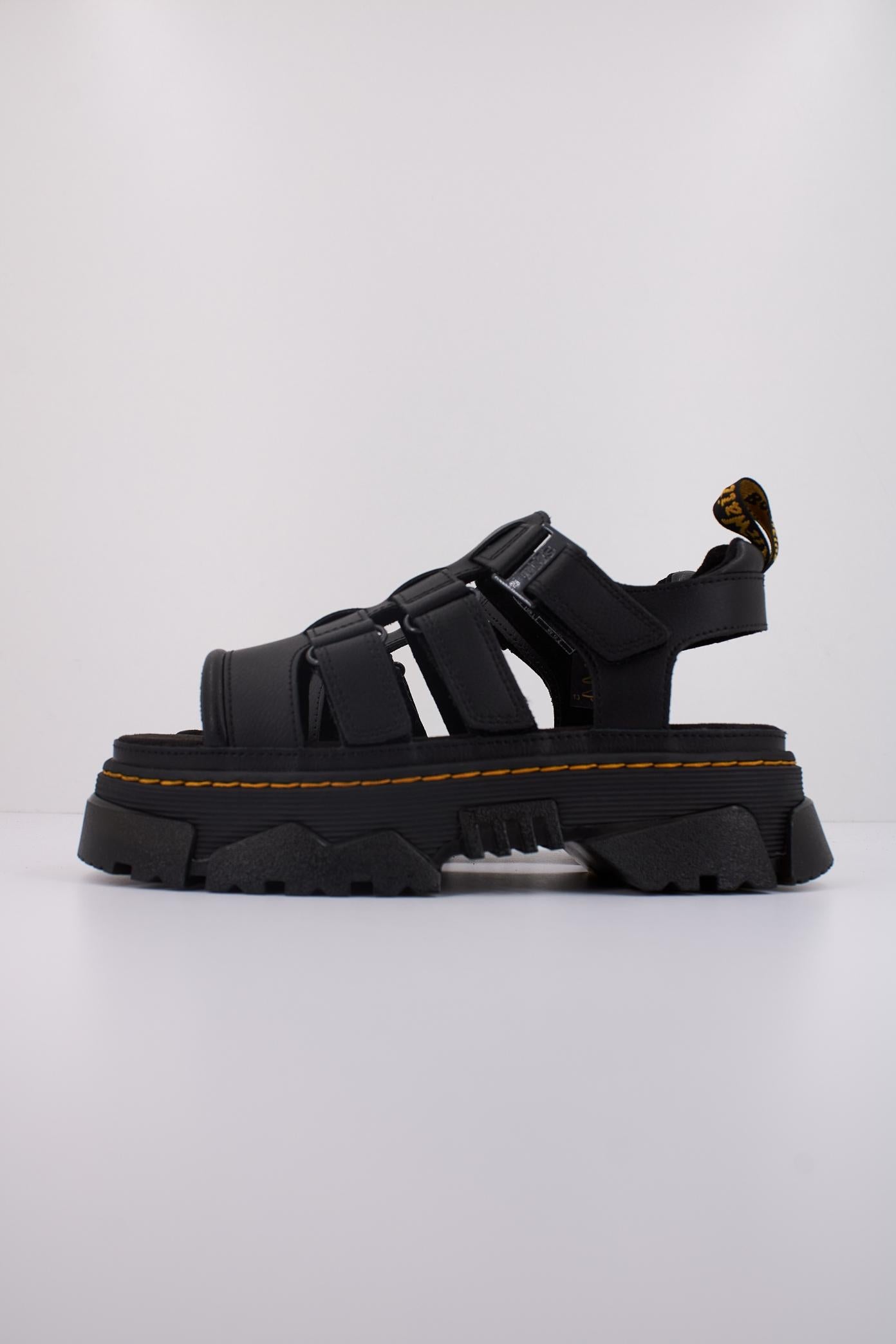 DR. MARTENS MATTISON  en color NEGRO  (1)