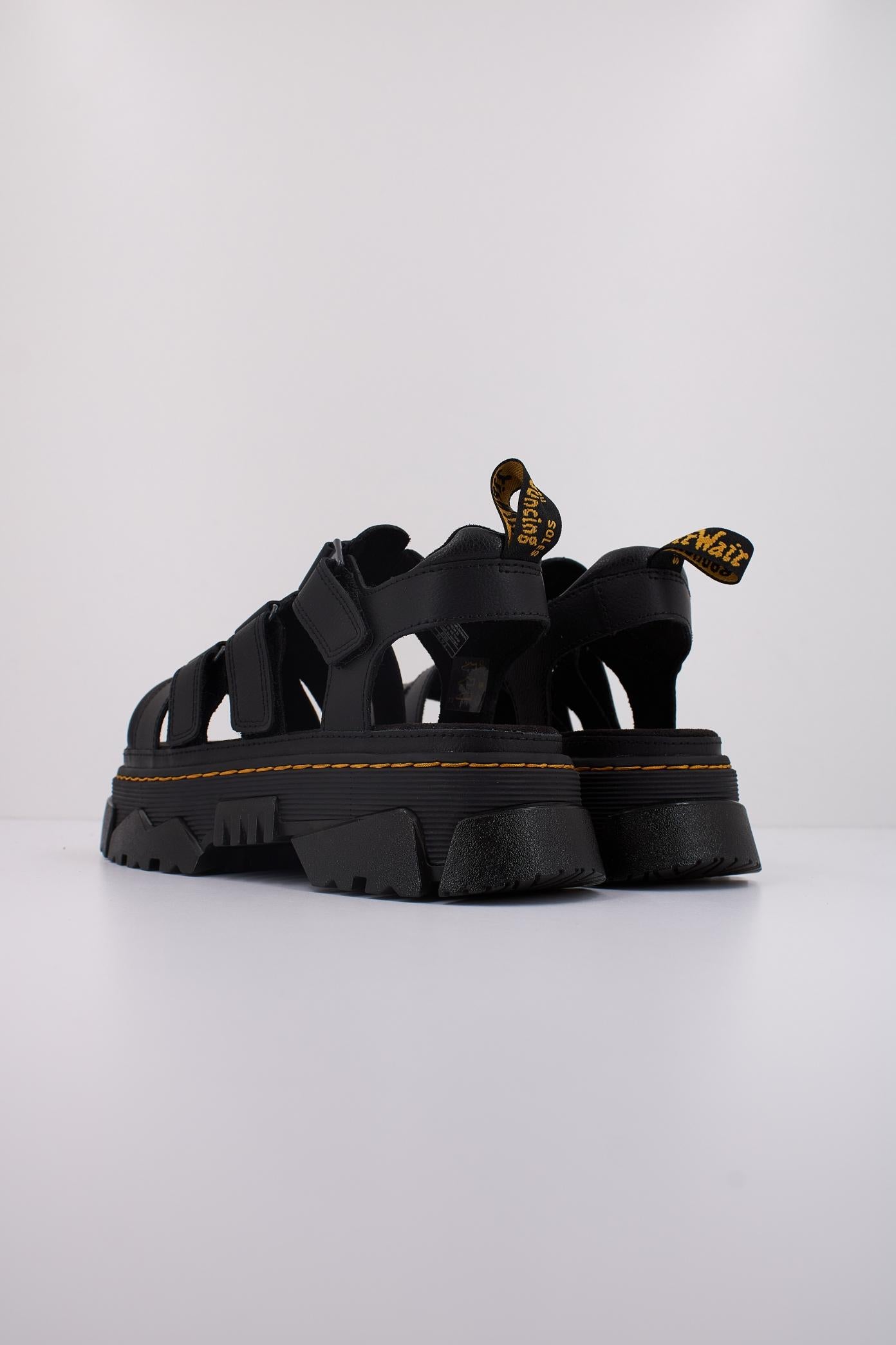 DR. MARTENS MATTISON  en color NEGRO  (4)