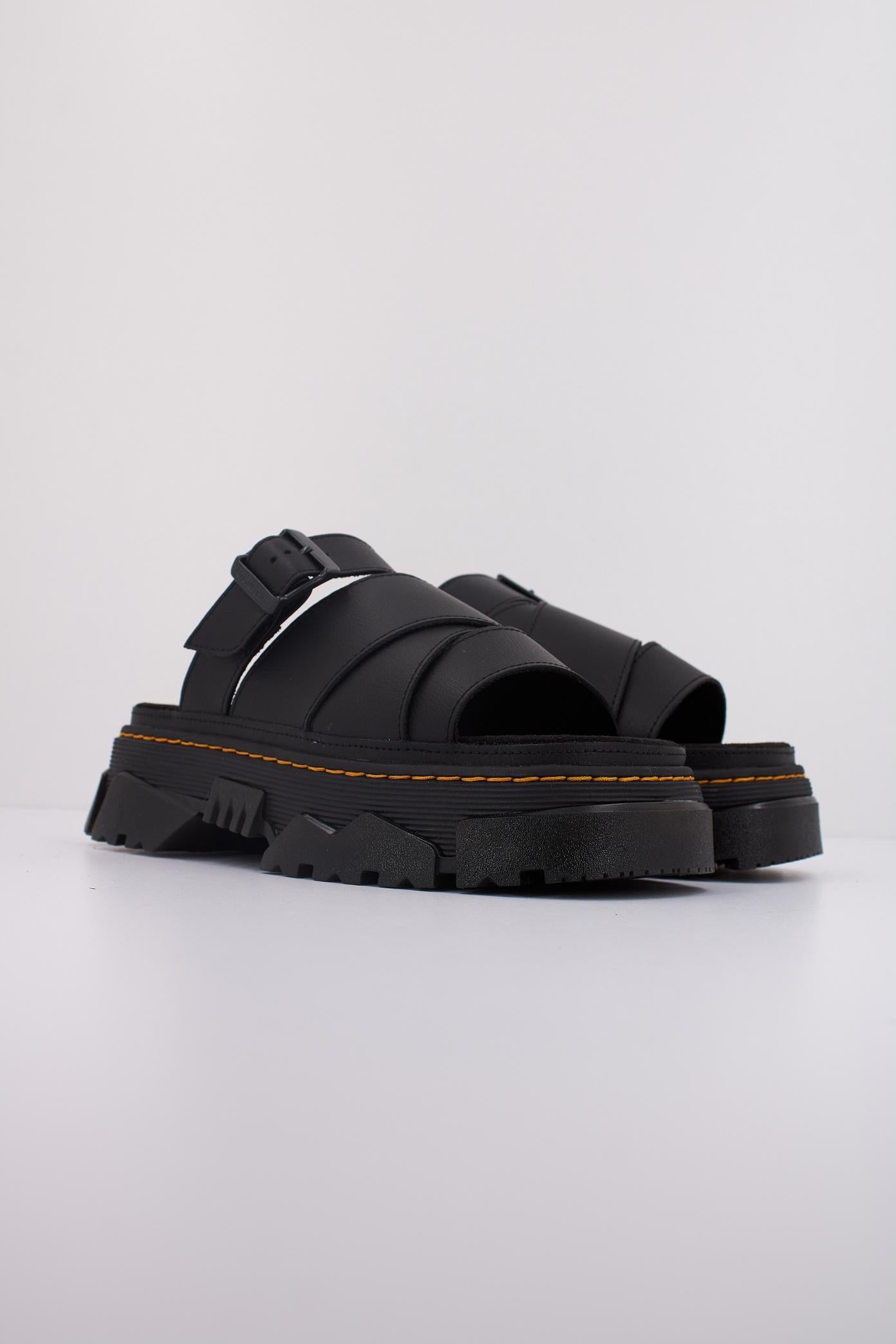 DR. MARTENS MATTISON SLIDE en color NEGRO  (2)