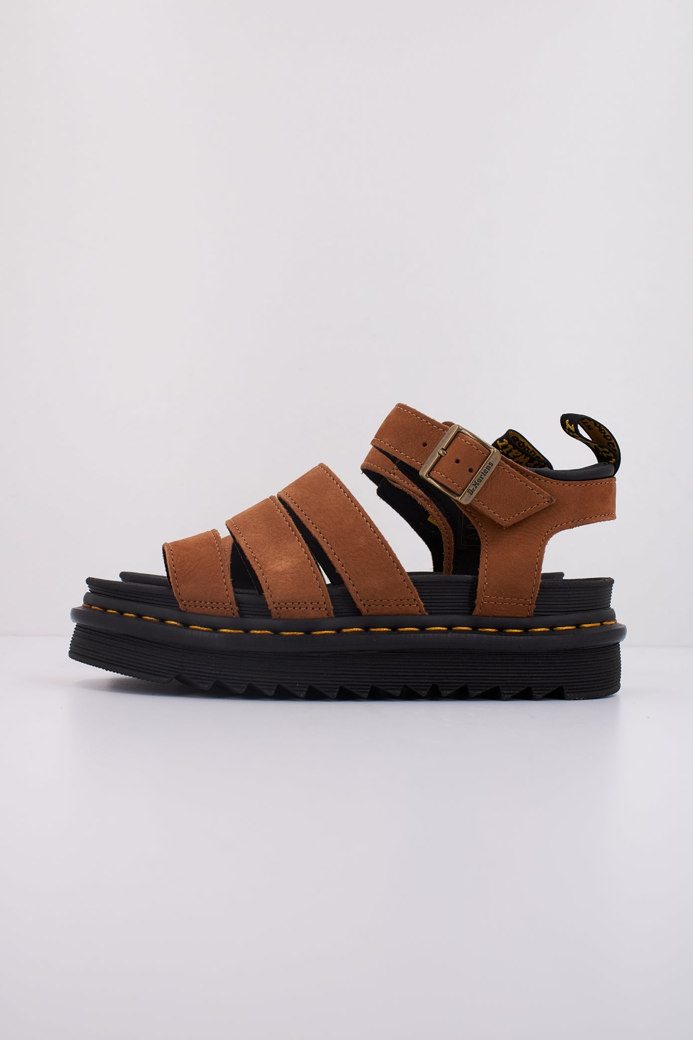 DR. MARTENS BLAIRE en color MARRON  (1)