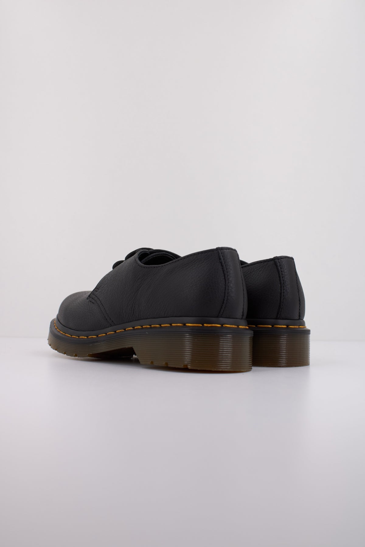 DR. MARTENS  en color NEGRO  (4)