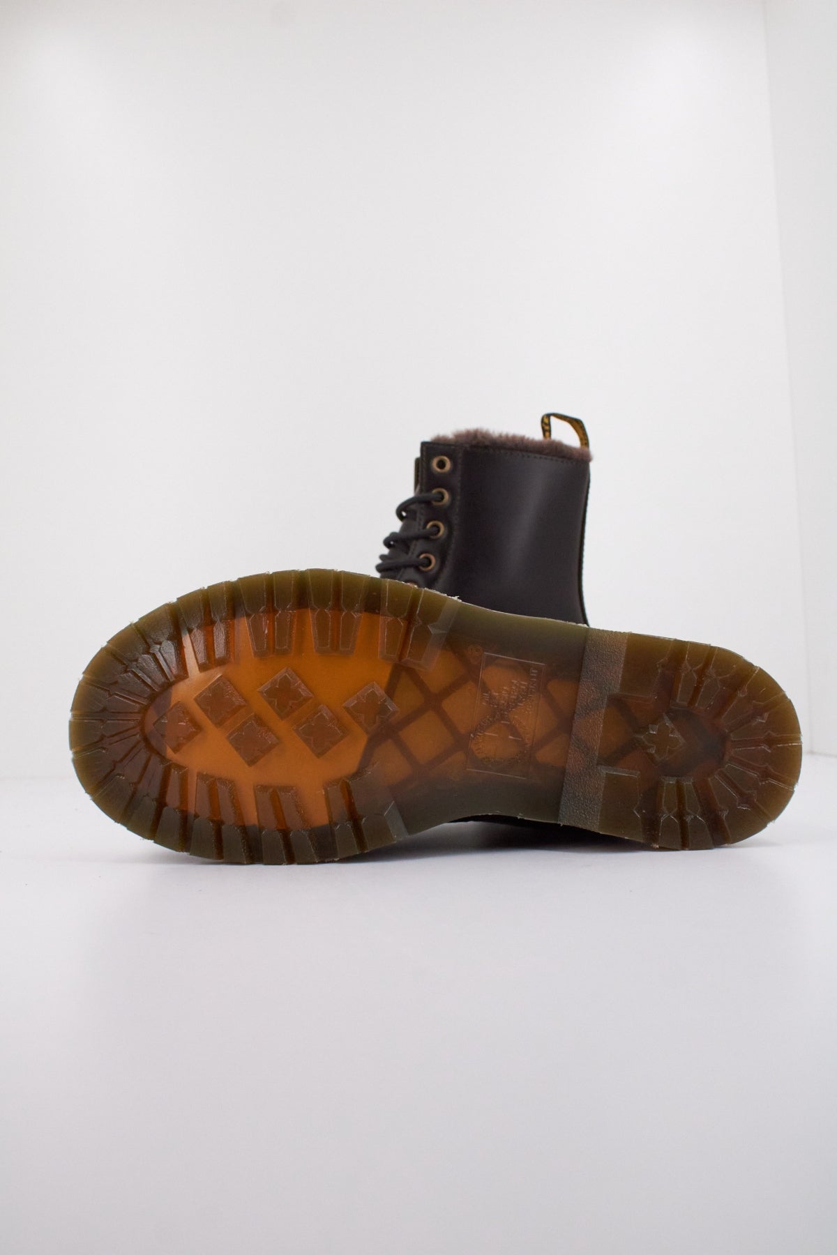 DR. MARTENS SERENA en color MARRON  (5)
