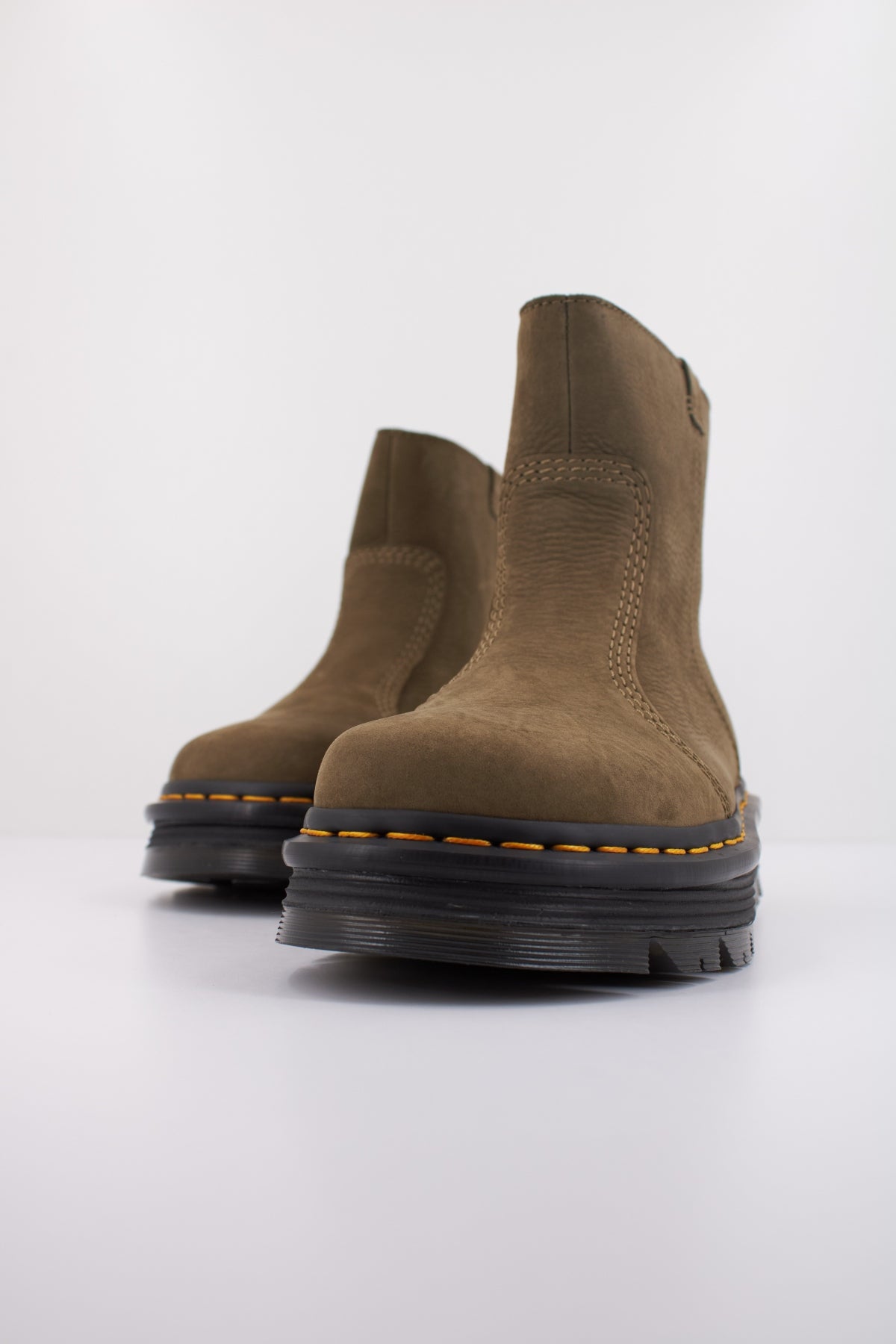 DR. MARTENS ZEBZAG RIGGER en color VERDE  (2)