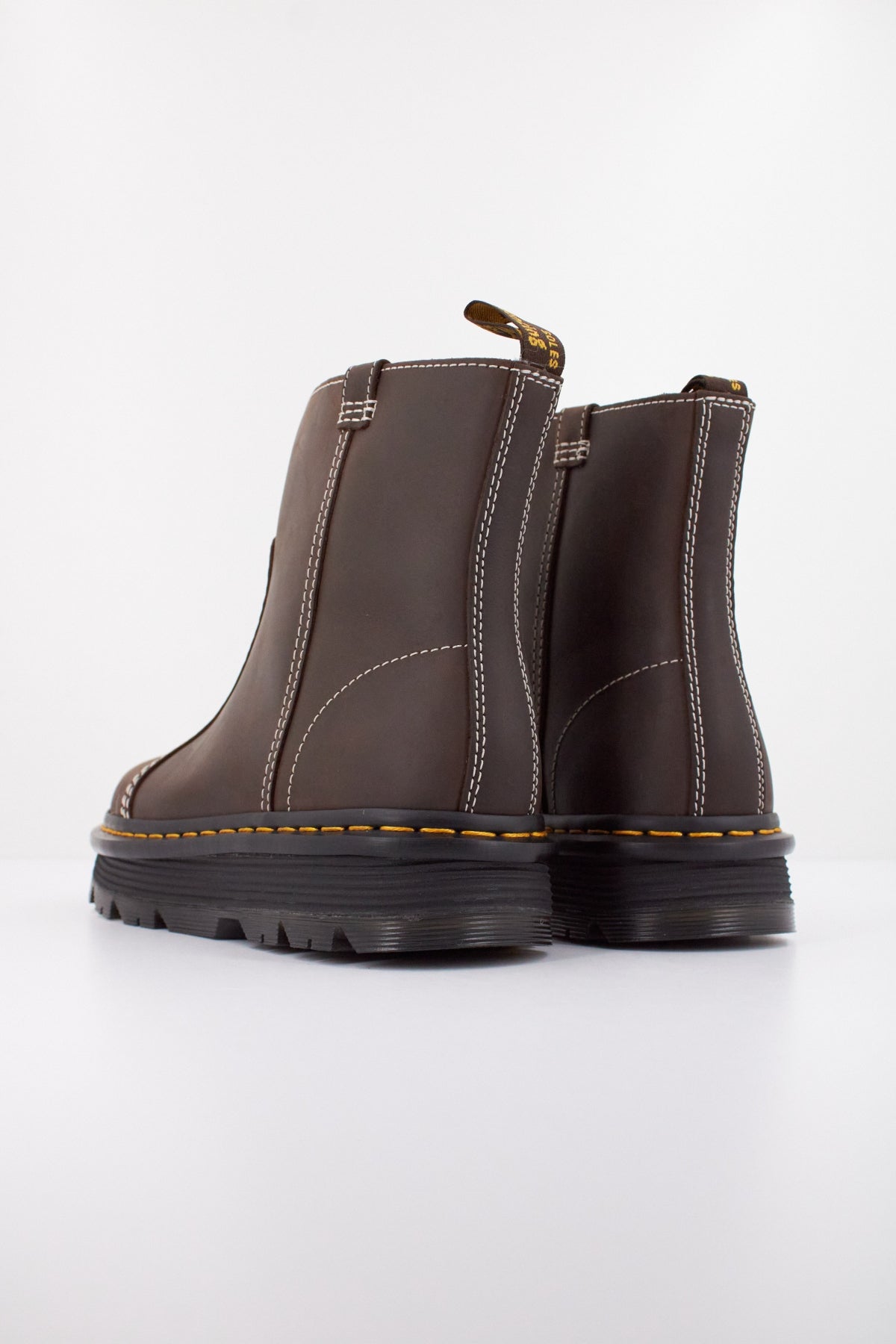DR. MARTENS  ZEBZAG RIGGER  en color MARRON  (4)