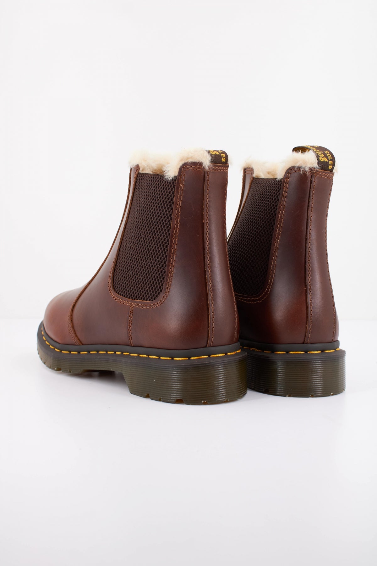 DR. MARTENS LEONORE  en color MARRON  (3)