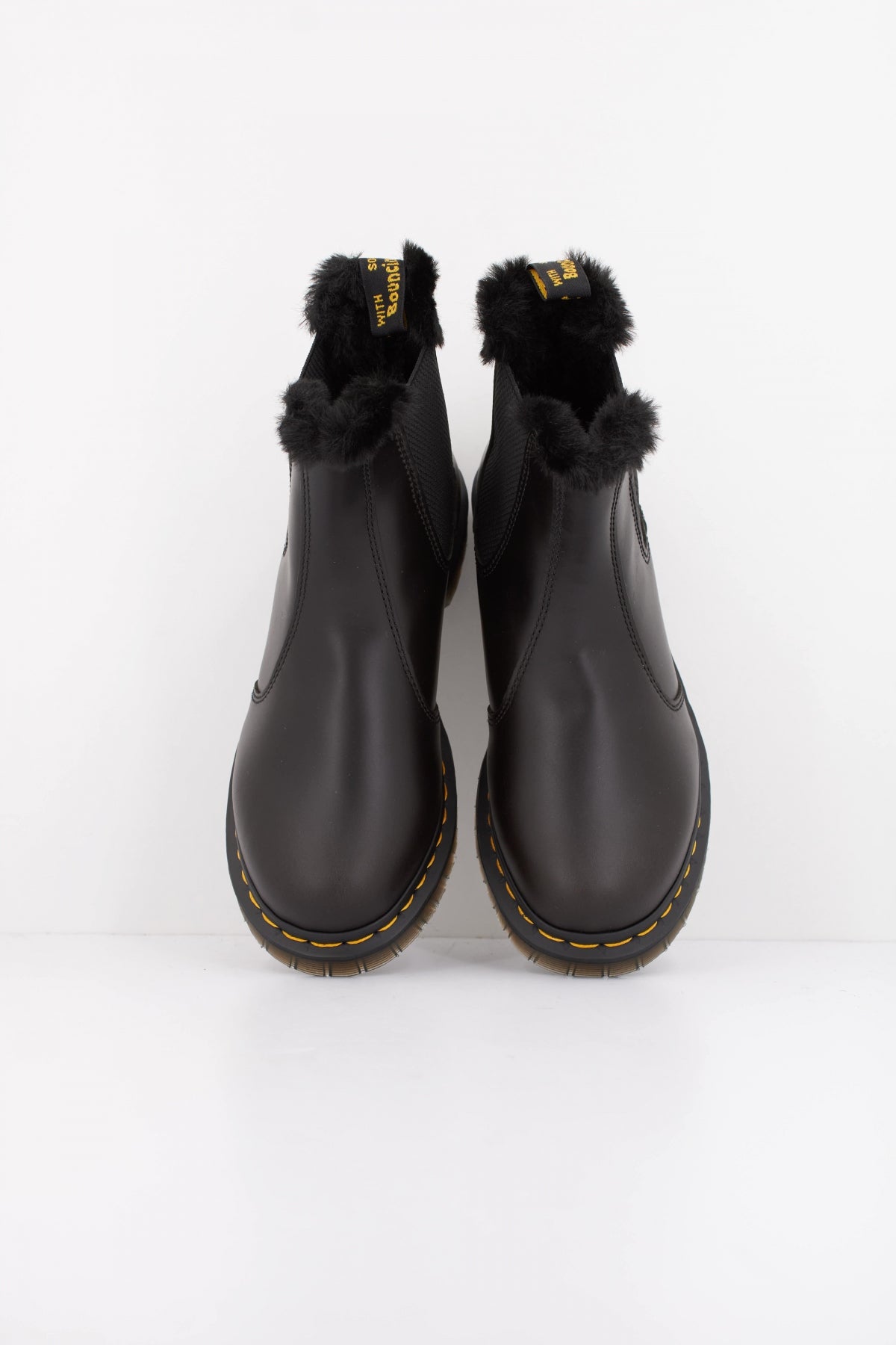 DR. MARTENS  LEONORE  en color NEGRO  (5)
