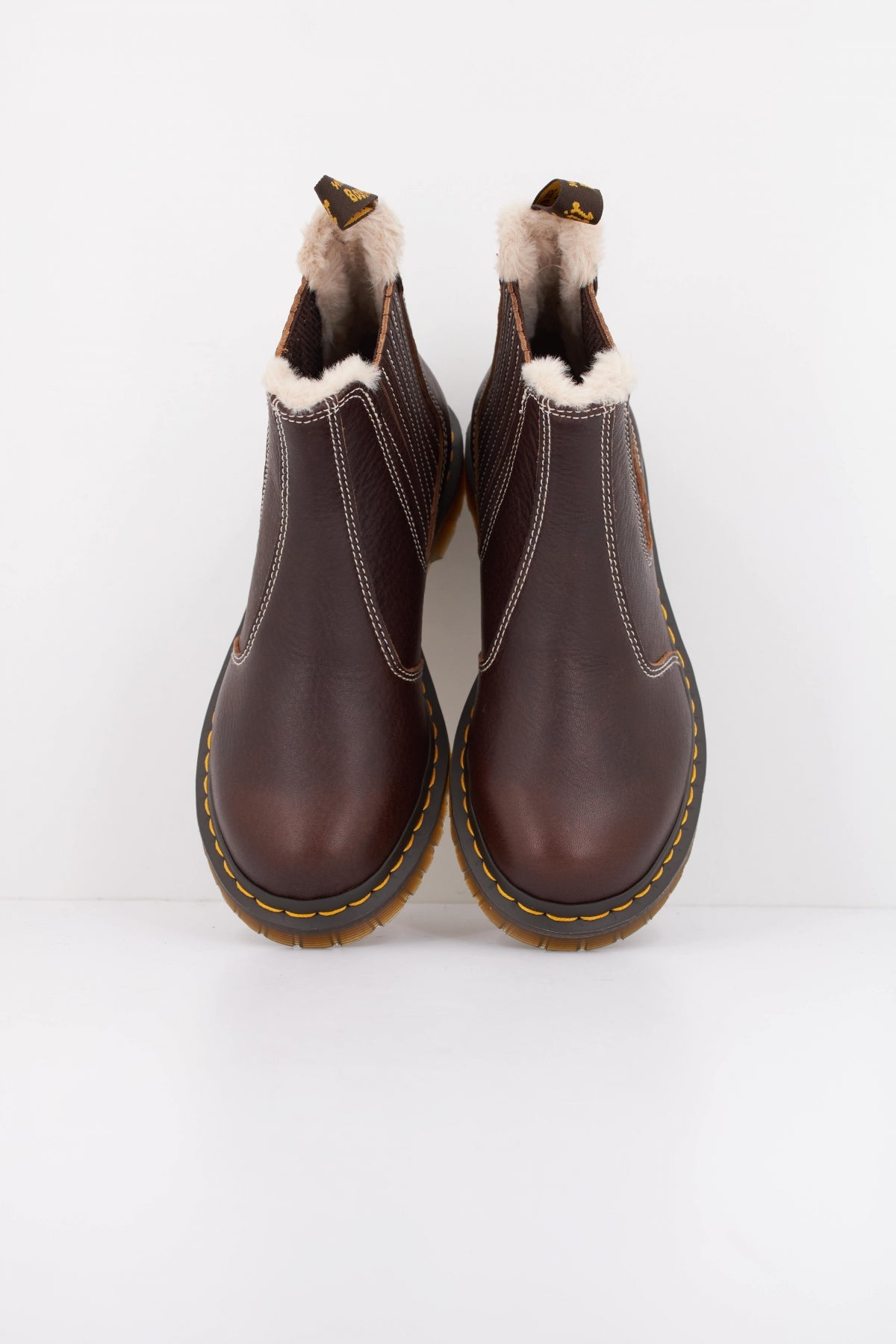 DR. MARTENS LEONORE II en color MARRON  (5)