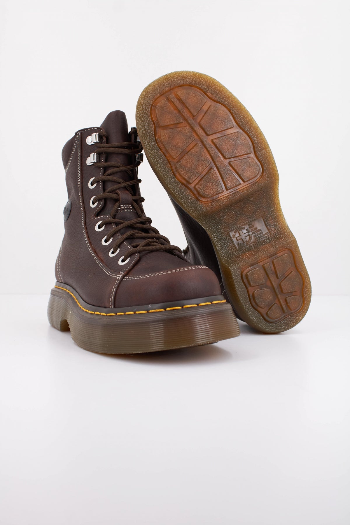 DR. MARTENS  BUZZ I  en color MARRON  (4)