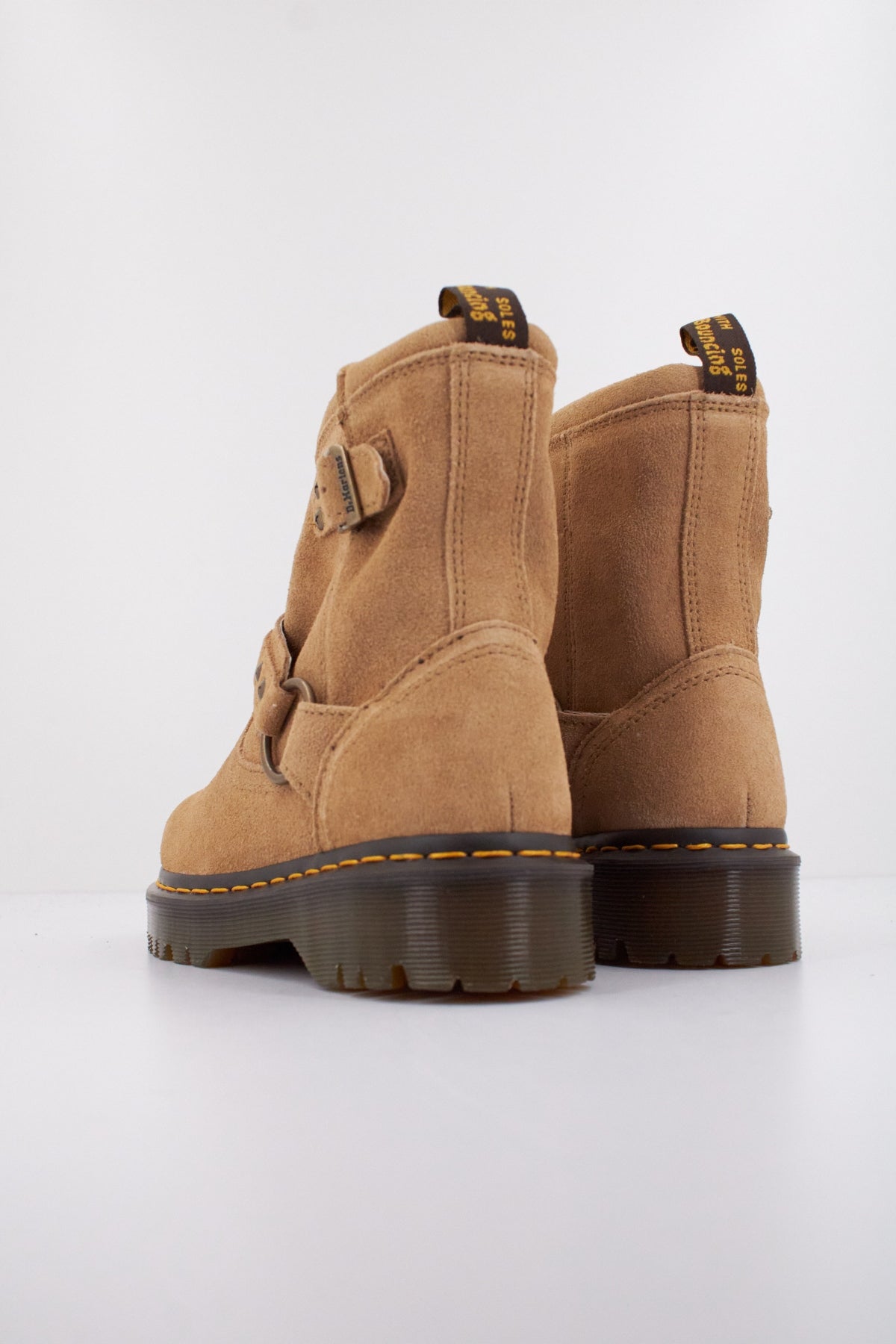 DR. MARTENS ANISTONE HRNS en color MARRON  (4)