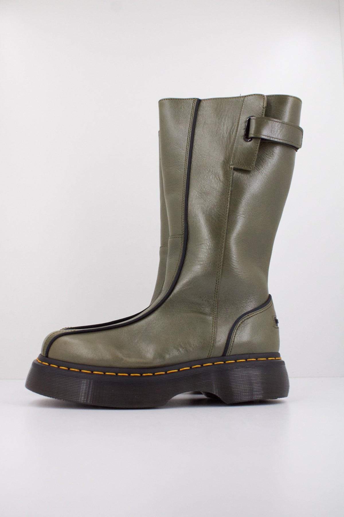 DR. MARTENS BUZZ HI en color VERDE  (1)