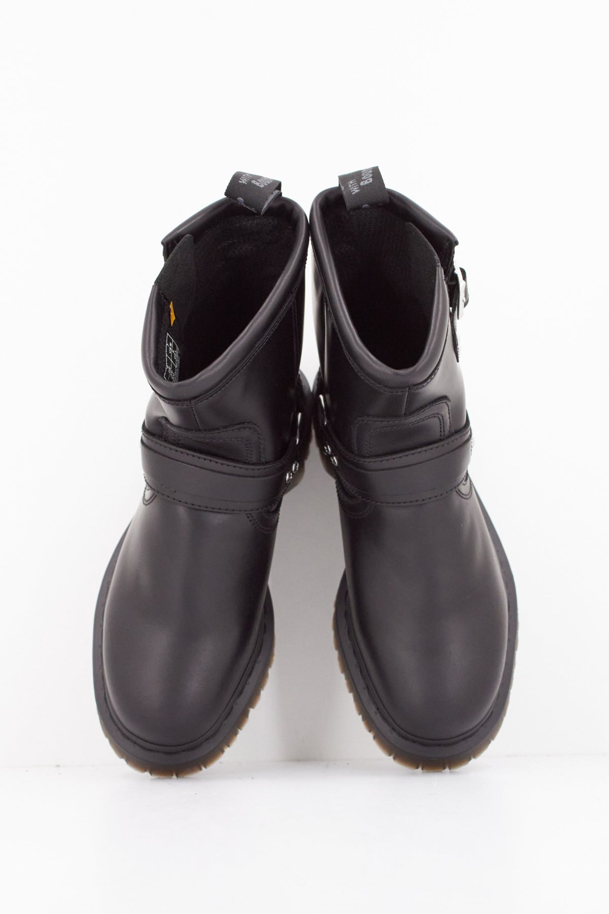 DR. MARTENS ANISTONE HRNS en color NEGRO  (3)