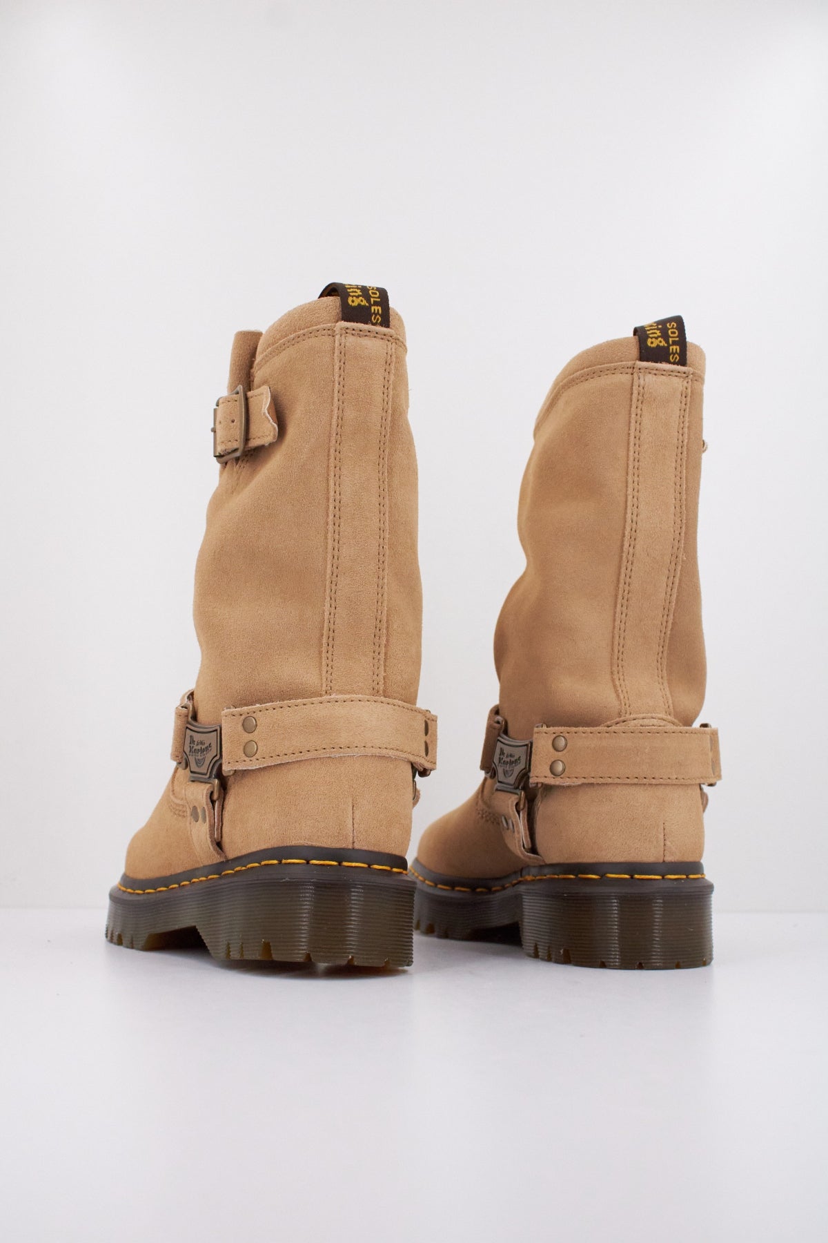 DR. MARTENS DM en color BEIS  (4)